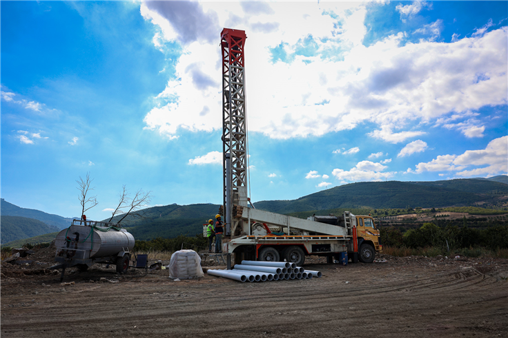 Geyve Doğantepe’ye 132 metre derinlikten kaliteli içme suyu 