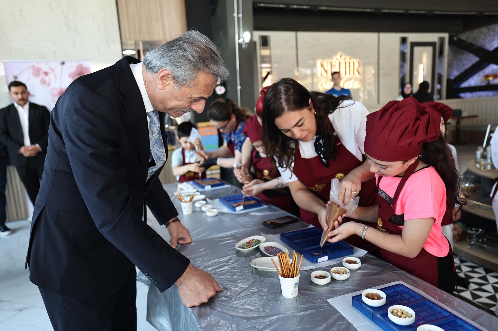 “Aile kurumunu güçlendirmeye devam edeceğiz”