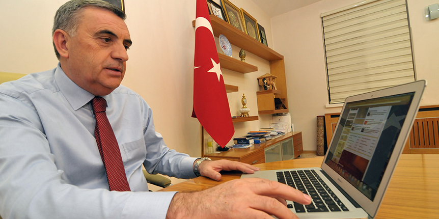 Demokrasi Meydanı için anket çalışması