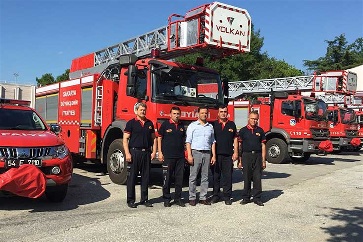 İtfaiye Filosuna 5 Yeni Araç