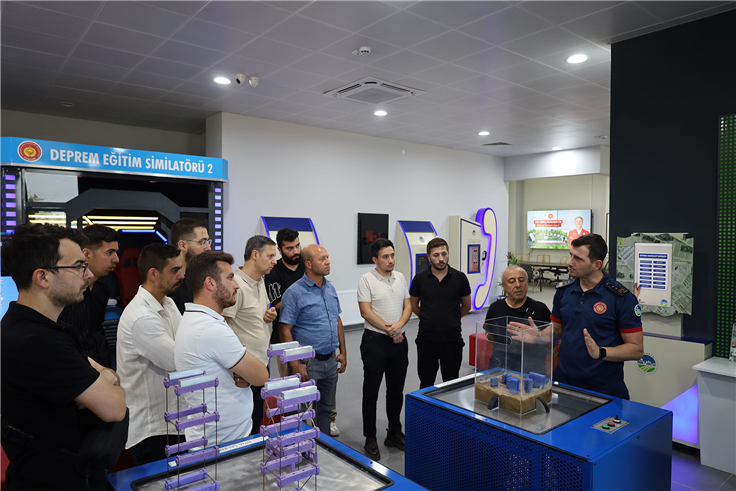 Yangın, yıkım ve felaket anında ne yapılmalı? Büyükşehir ‘simülasyon’ ile öğretiyor…