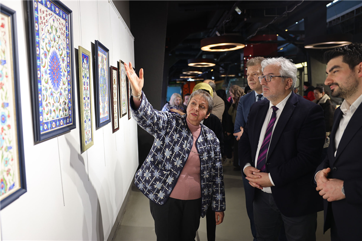 Genç sanatçıların hazırladığı “Topraktan Geleneğe Çini” sergisi OSM’de açıldı