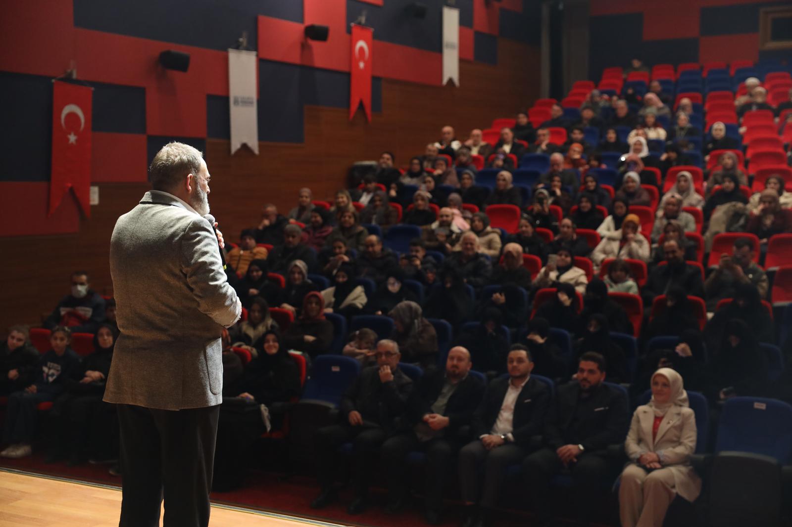 Ramazan’ın son buluşmasında Erzincanlı’dan duygu dolu gece