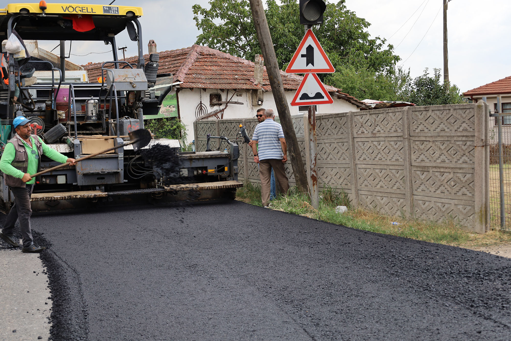 Adapazarı ve Serdivan’ın kırsalında kritik güzergâh Büyükşehirle sil baştan 