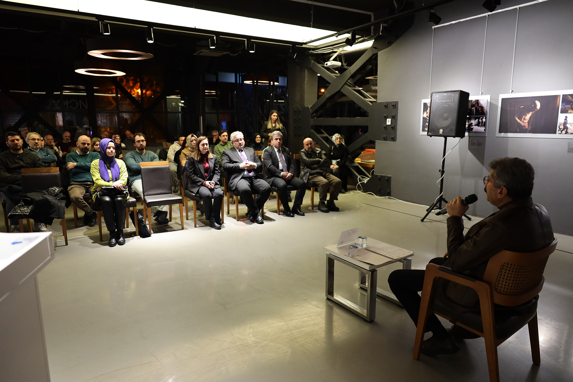 Aralık takvimi “Hakkın Sesi, Hakikatin Yüzü Mehmed Âkif” söyleşisiyle tamamlandı