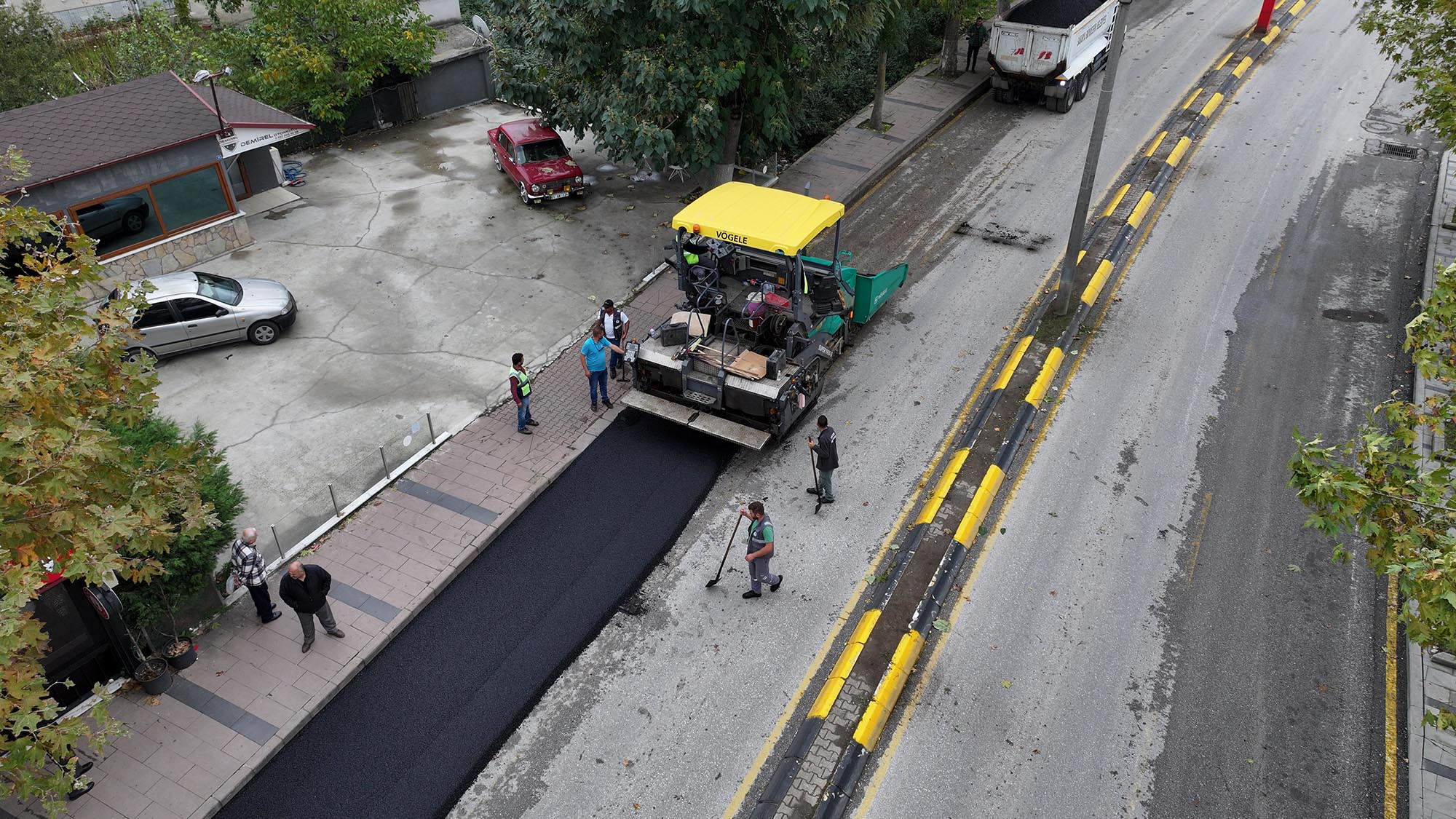 Hendek’in kalbi Şehit Gaffar Okkan Bulvarı’na Büyükşehir dokunuşu