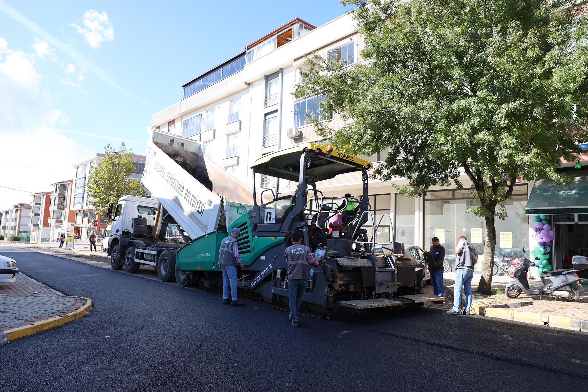 Hendek’te iki önemli güzergaha Büyükşehir dokunuşu
