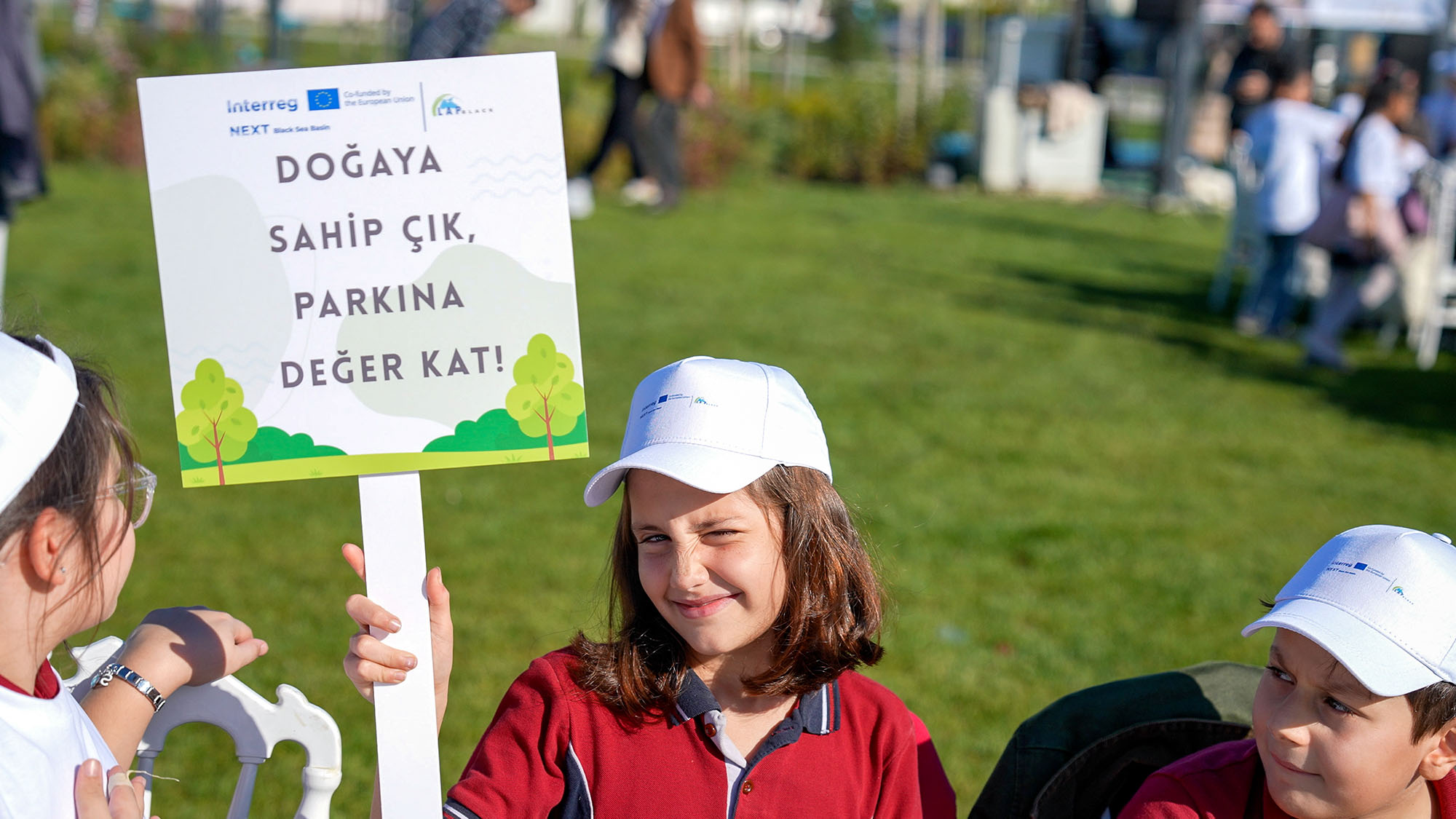 Minikler doğanın izinde: Çevre için öğrendiler, ürettiler