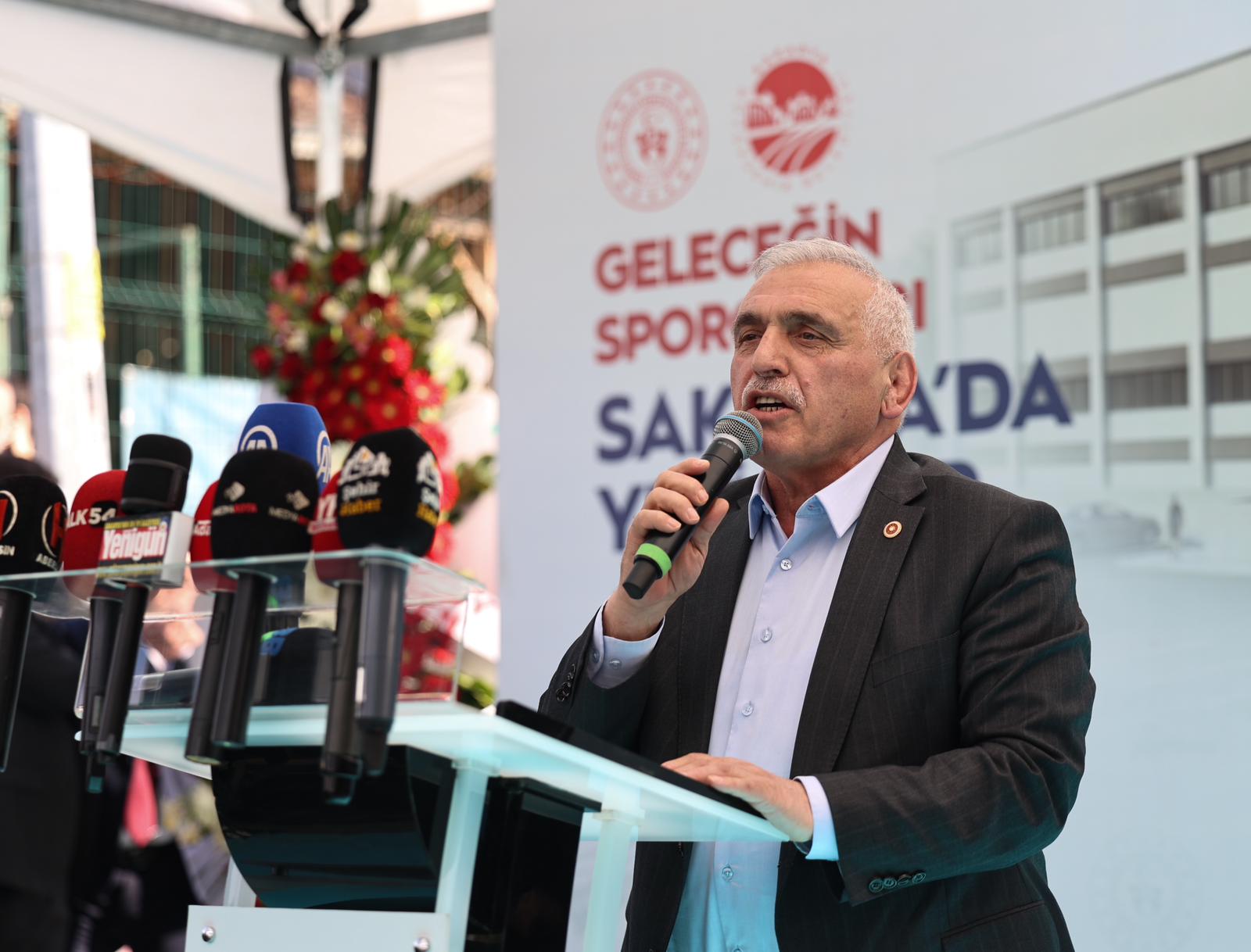 Binlerce gencin gözbebeği olacak: Sapanca Spor Salonu’nun temeli atıldı
