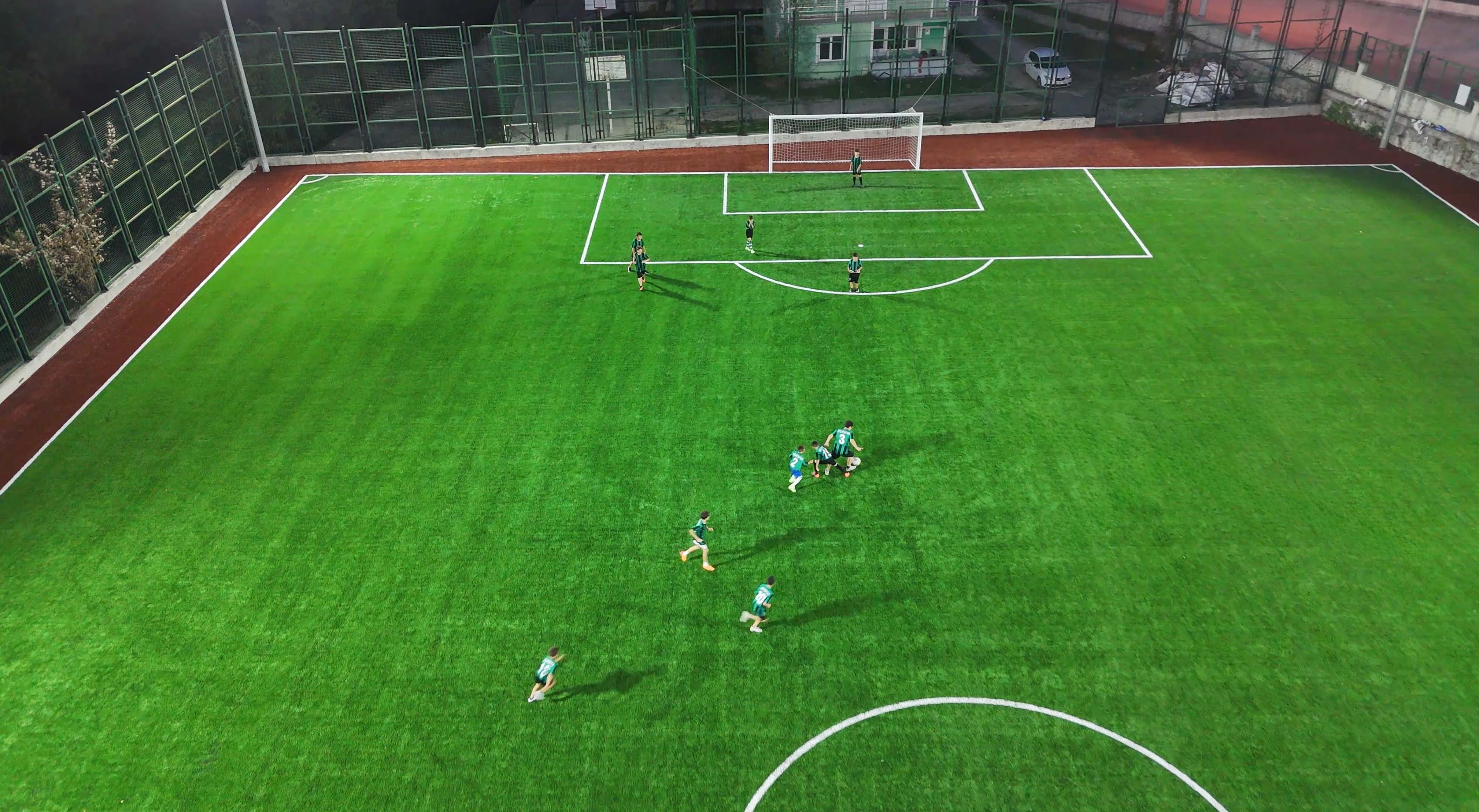 Gençler için yeni spor alanı: Sapanca Akçay’ın futbol tesisine yeni yüz