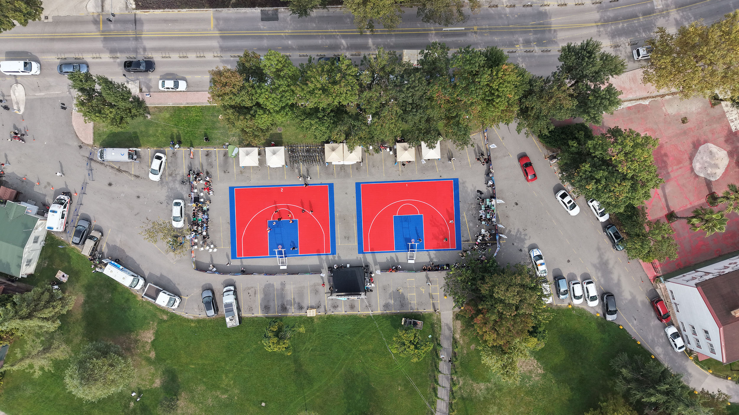Aziz Duran Parkı’nda 3x3 sokak basketbolu şöleni: 250’den fazla sporcu parkede ter döktü