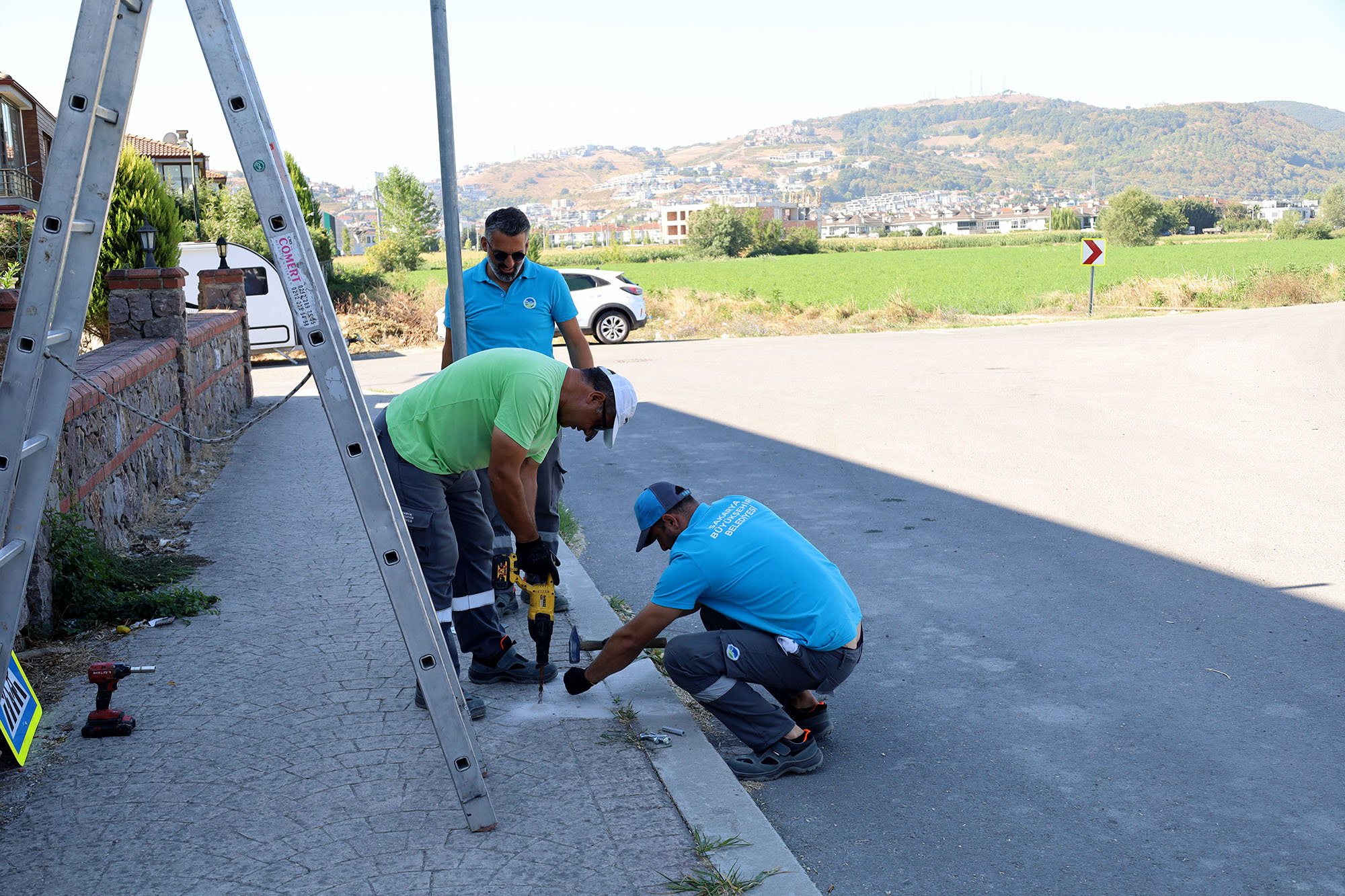 Sakarya’nın geleceği olan çocukların okula güvenle ulaşması için çalışıyorlar