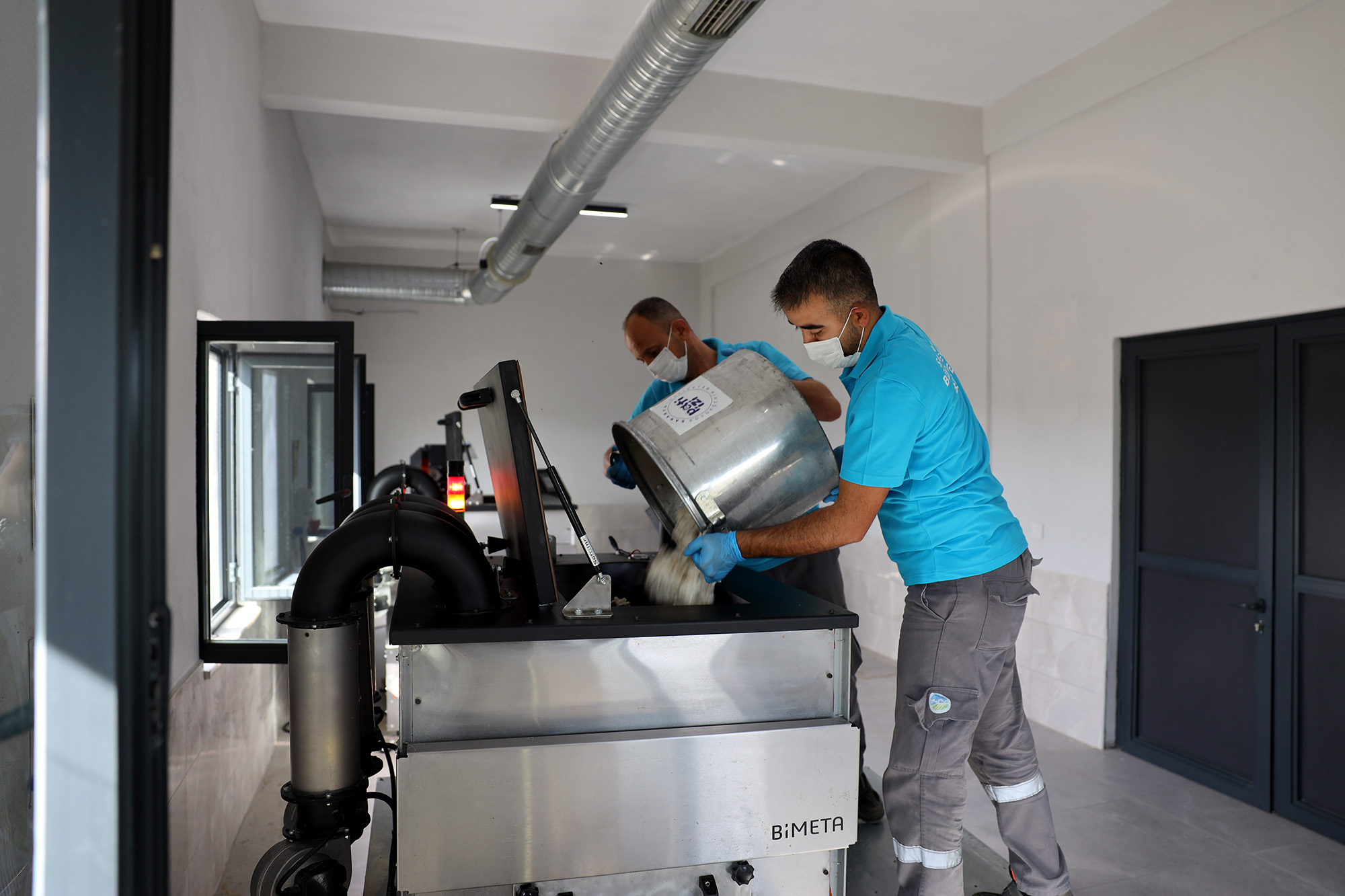 Doğal Yaşam Kampüsü’nde yemek atıkları mamaya dönüşüyor