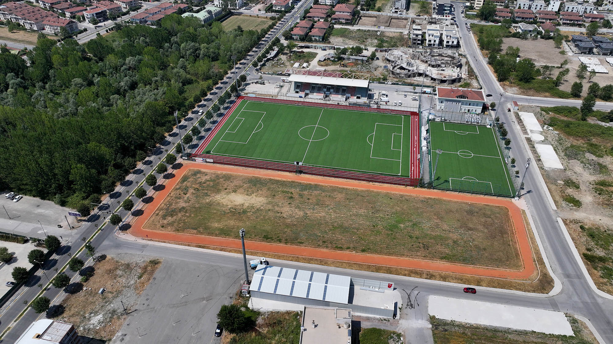 Ekrem Karaberberoğlu Spor Tesisi’ne FIFA kalite onayı