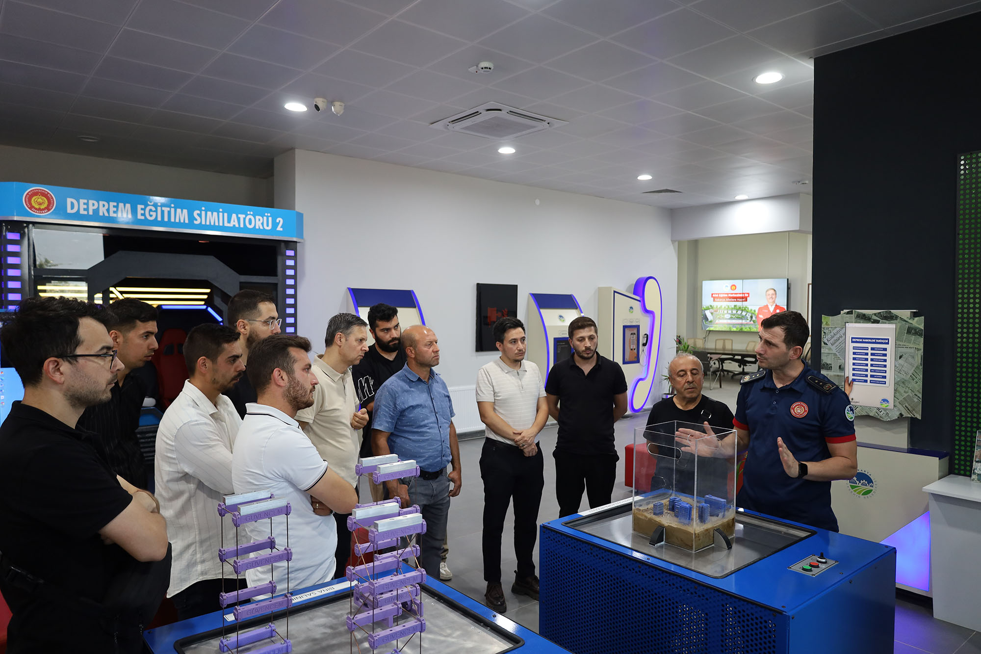 Yangın, yıkım ve felaket anında ne yapılmalı? Büyükşehir ‘simülasyon’ ile öğretiyor…