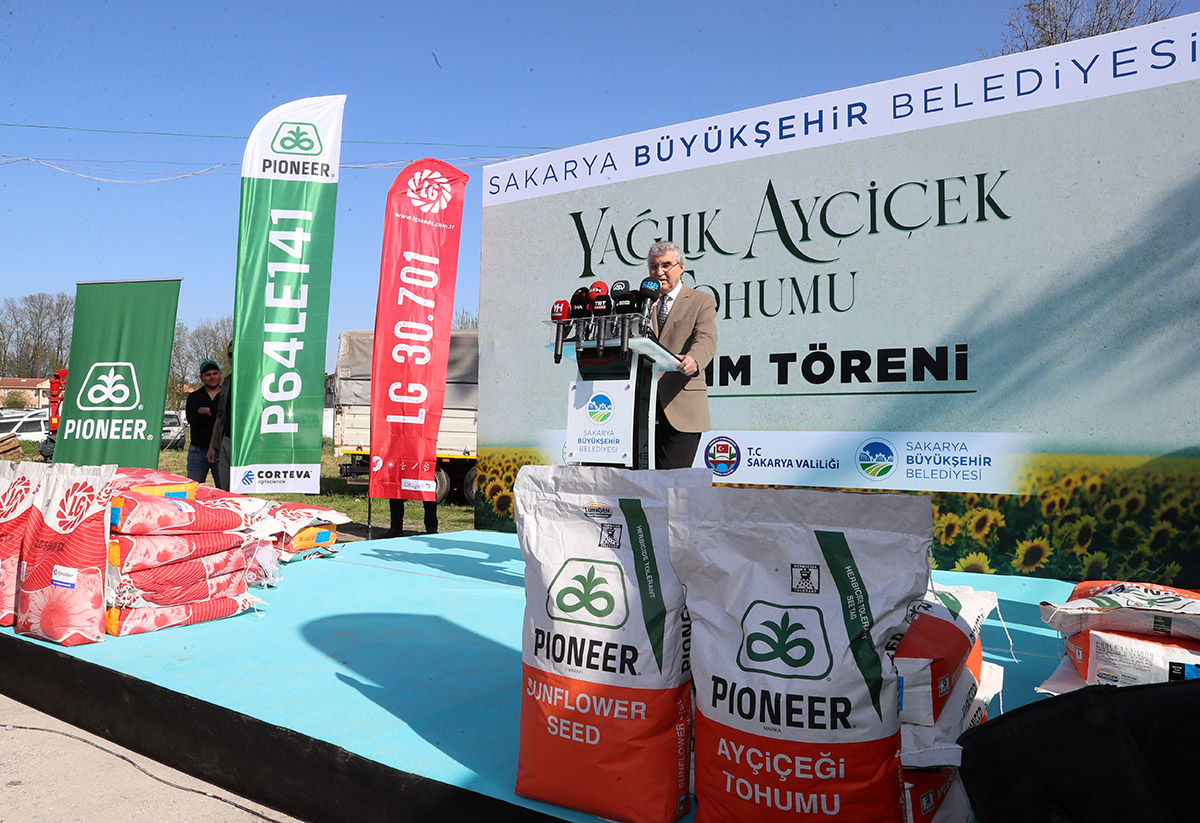 Üreticiye 10 bin 640 kilogram yağlık ayçiçeği tohumu desteği