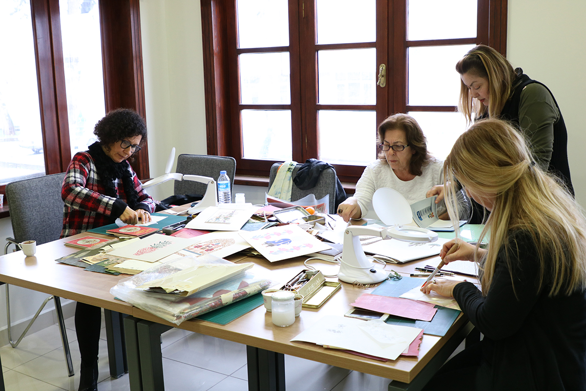 Kat’ı Geleneksel Sanatlar’da sabırla işleniyor