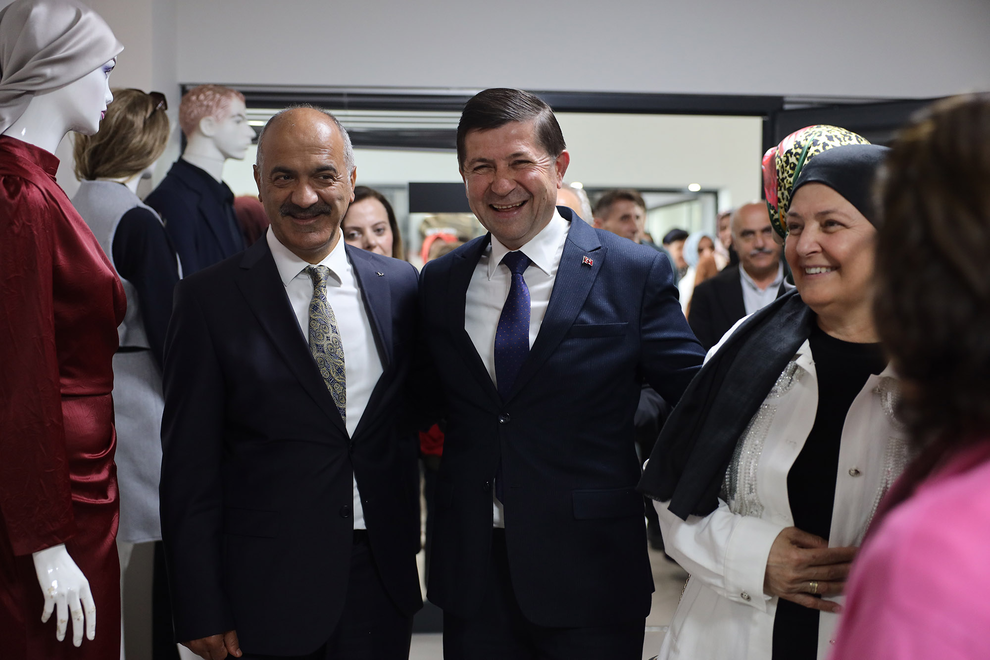 SAMEK yıl sonu sergileri Kocaali’de devam etti