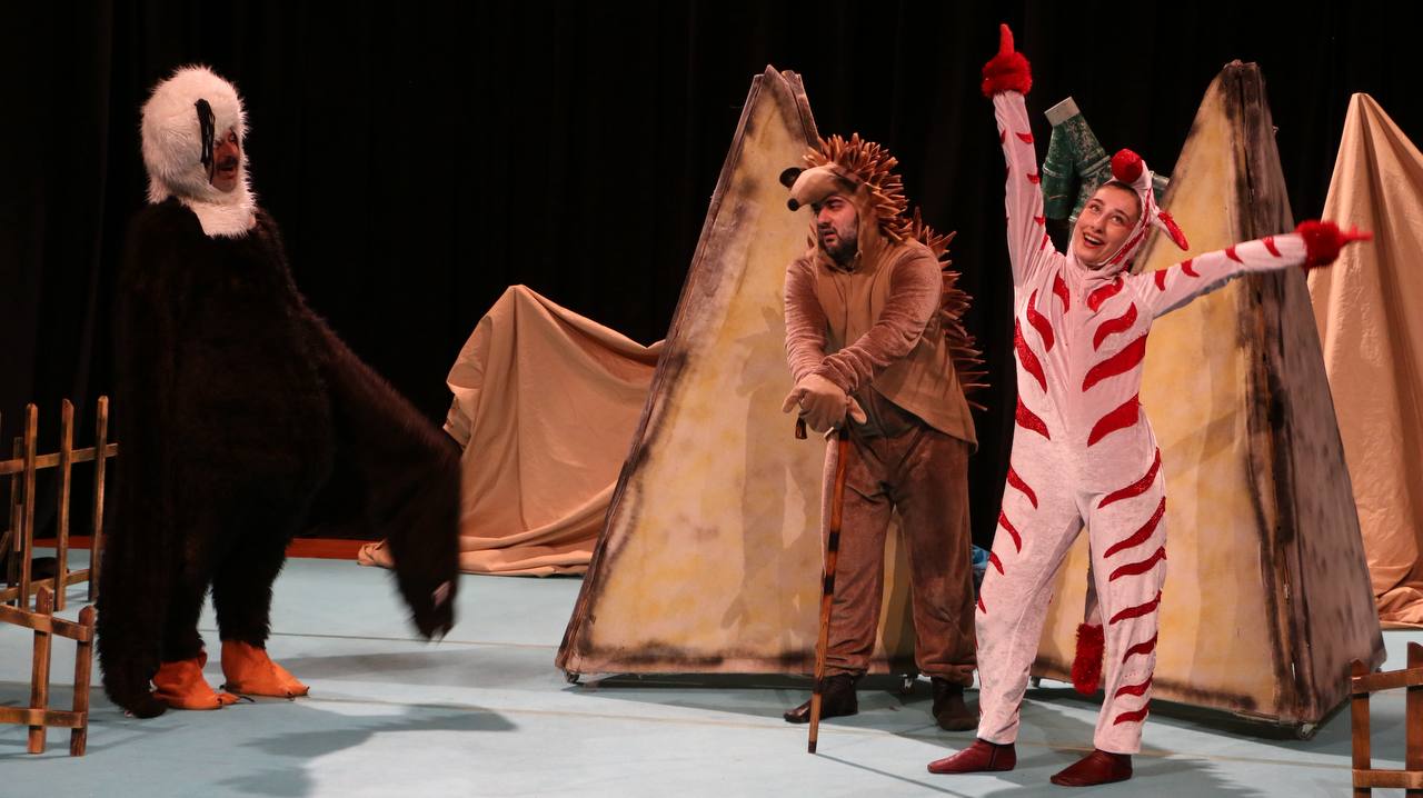 “Bir Zebra Müzikali” minik seyircilerle buluştu