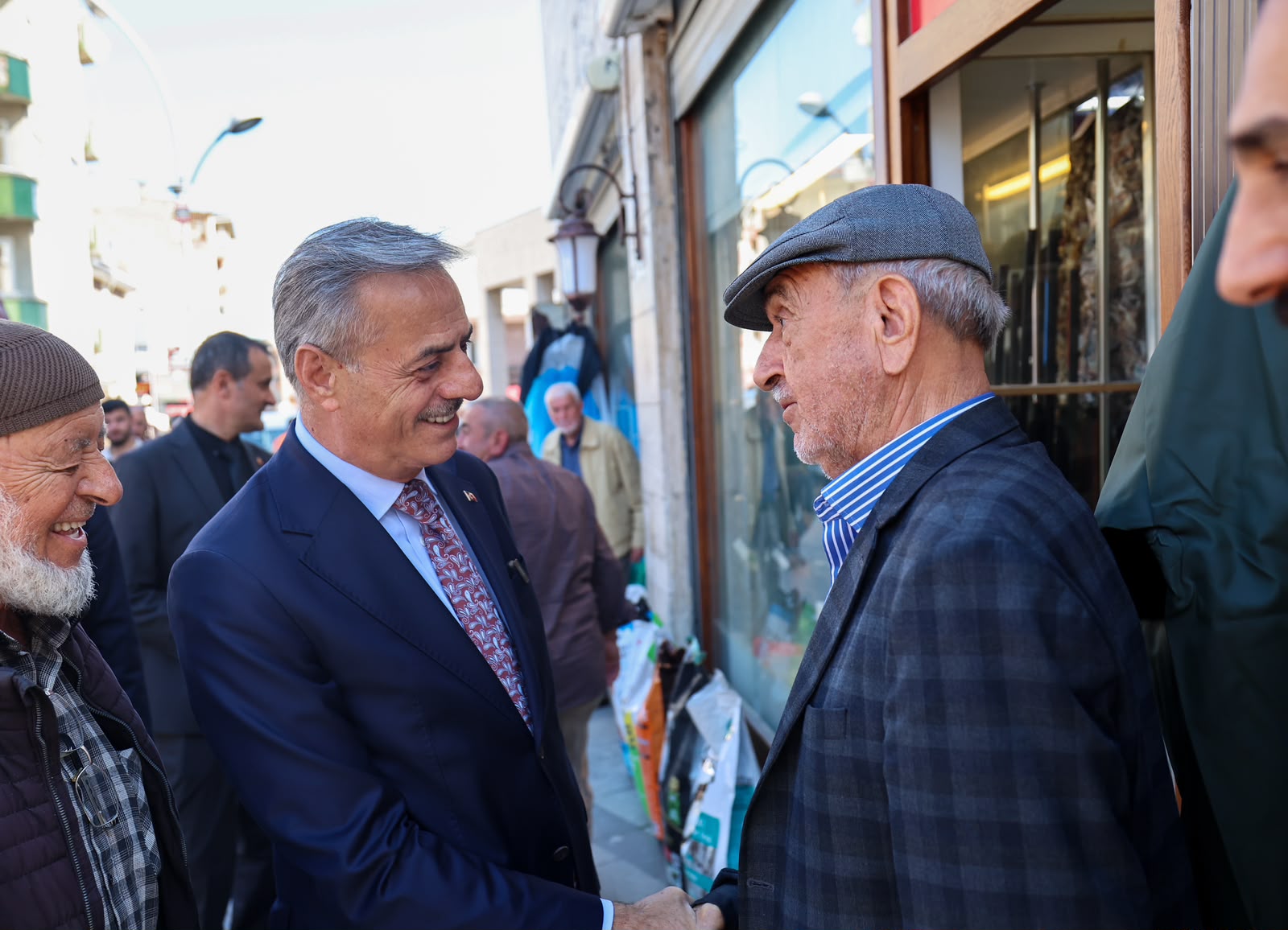 “Tarihi Uzunçarşı yenilemenin ardından yeniden ticaretin merkezi olacak”