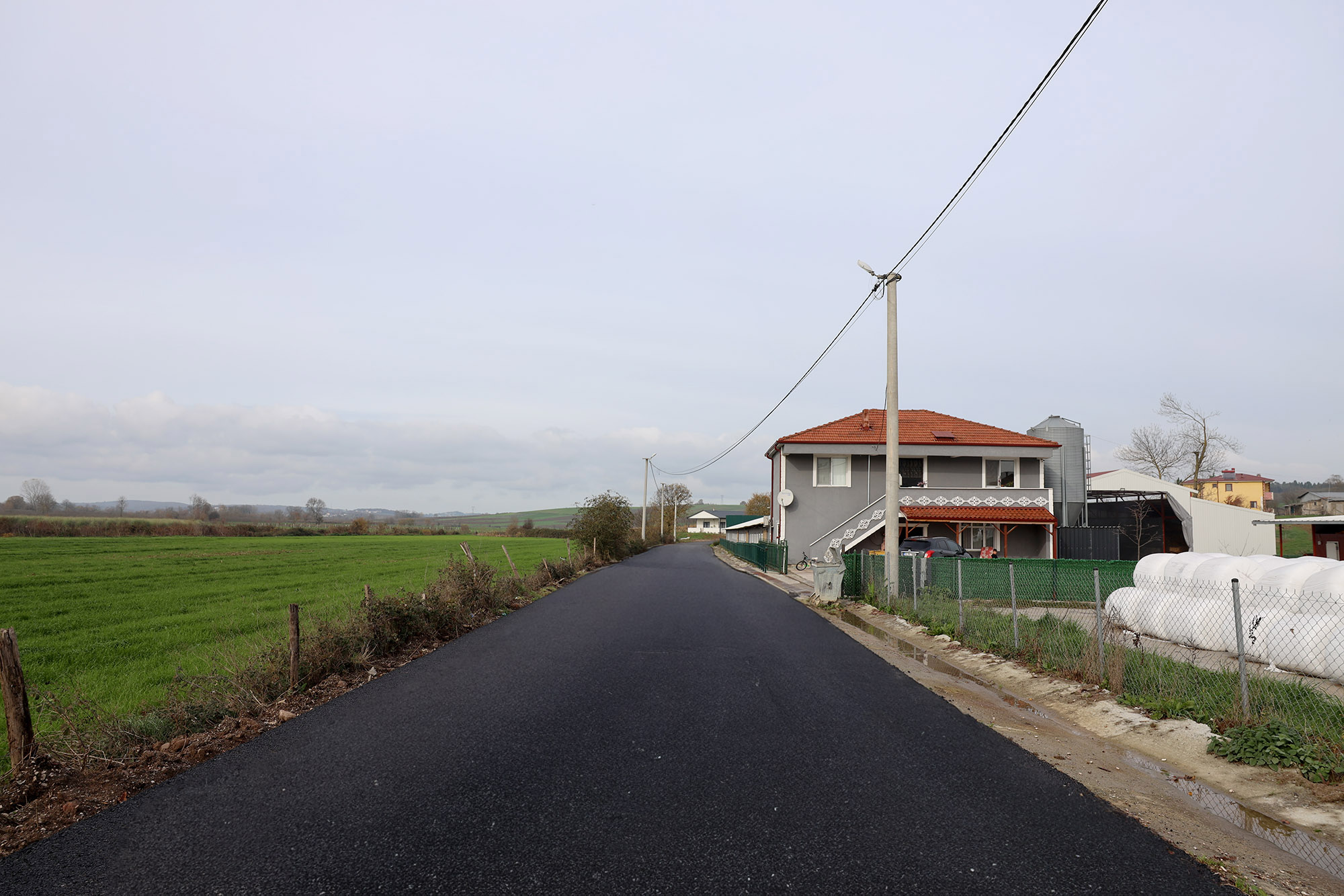 Kaynarca’da asfalt sevinci: Bu sezon toplam 31 kilometre yol yenilendi