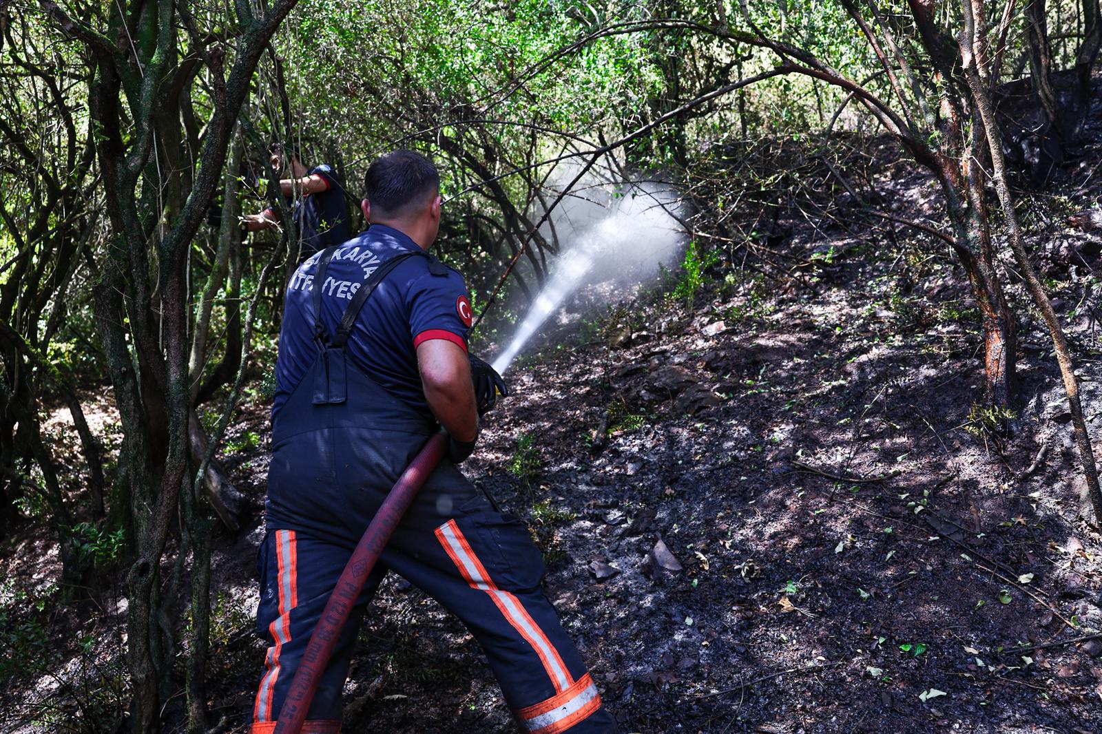 4 saatte 3 orman yangını kontrol altına alındı