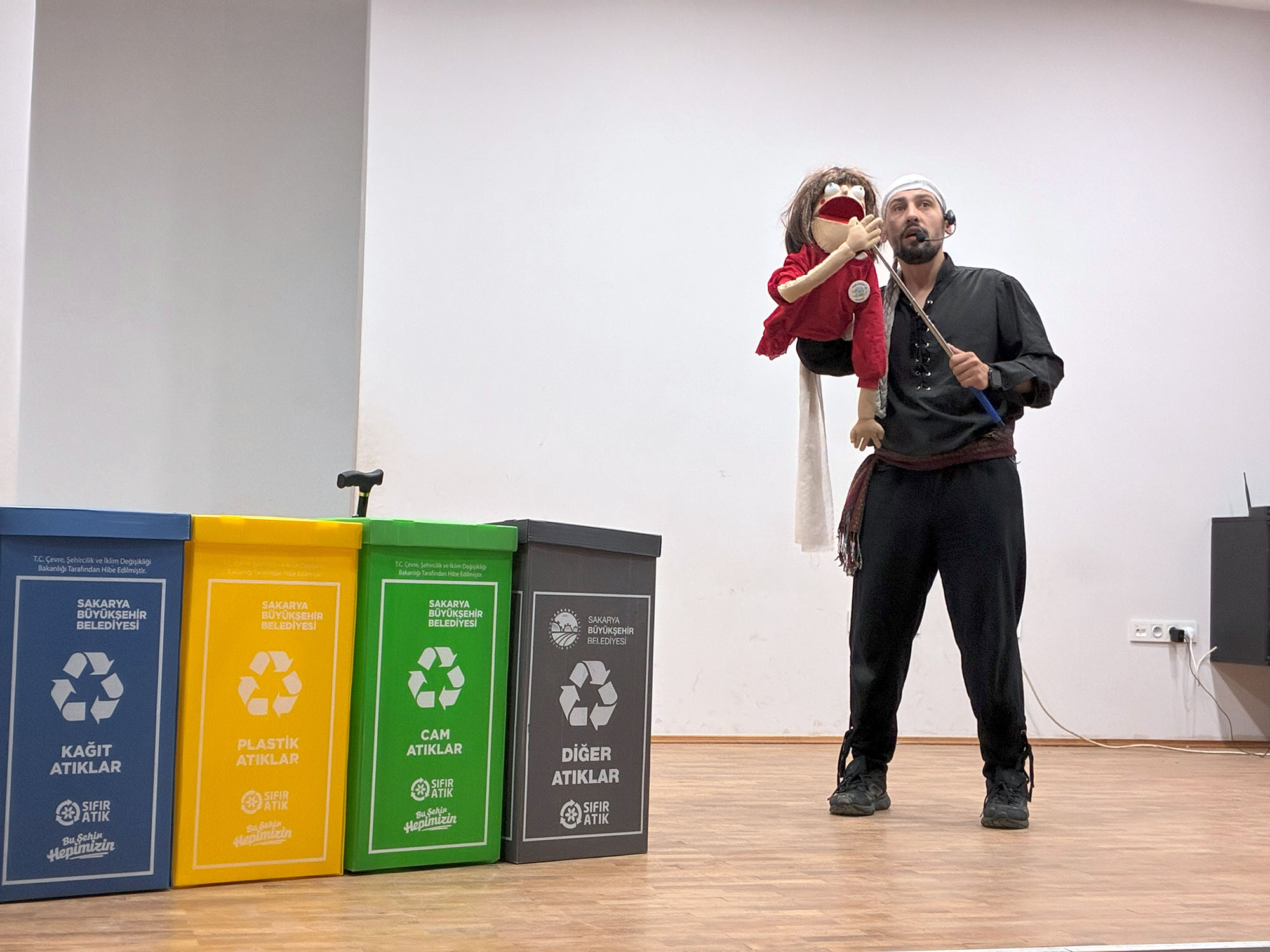 “Akça” tiyatrosuyla minikler çevre bilinci kazandı