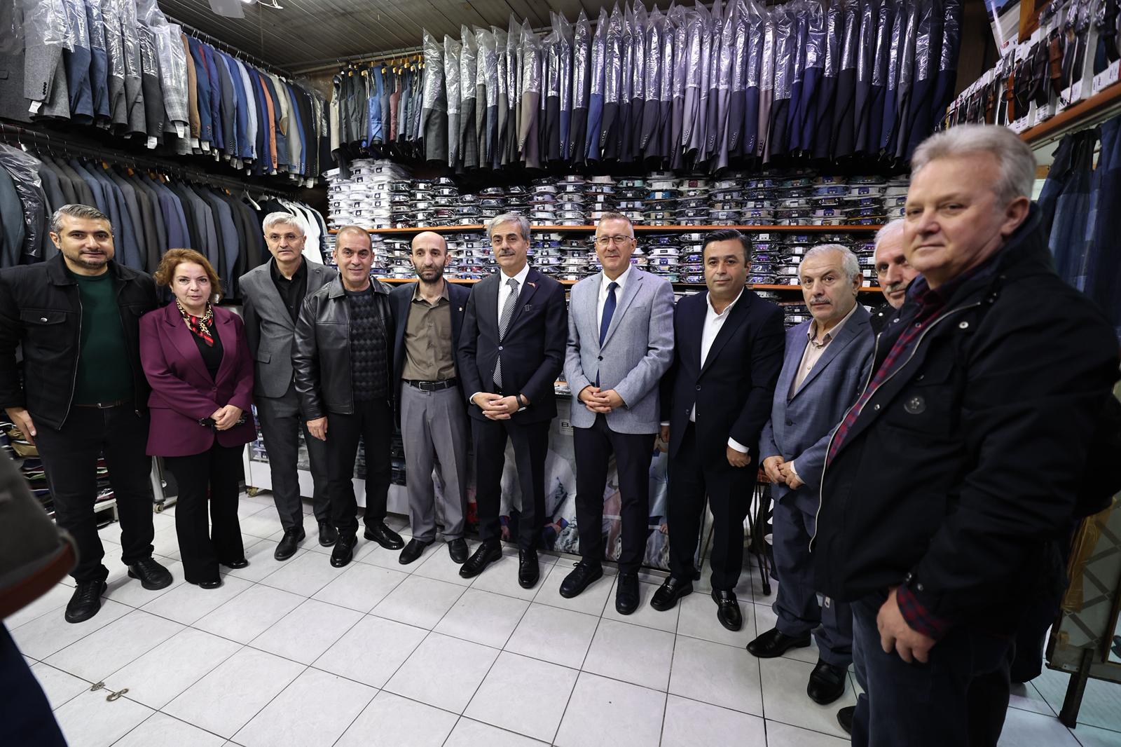 Katlı Pazar’ın yeniden güçlü bir merkez olması gerekiyor