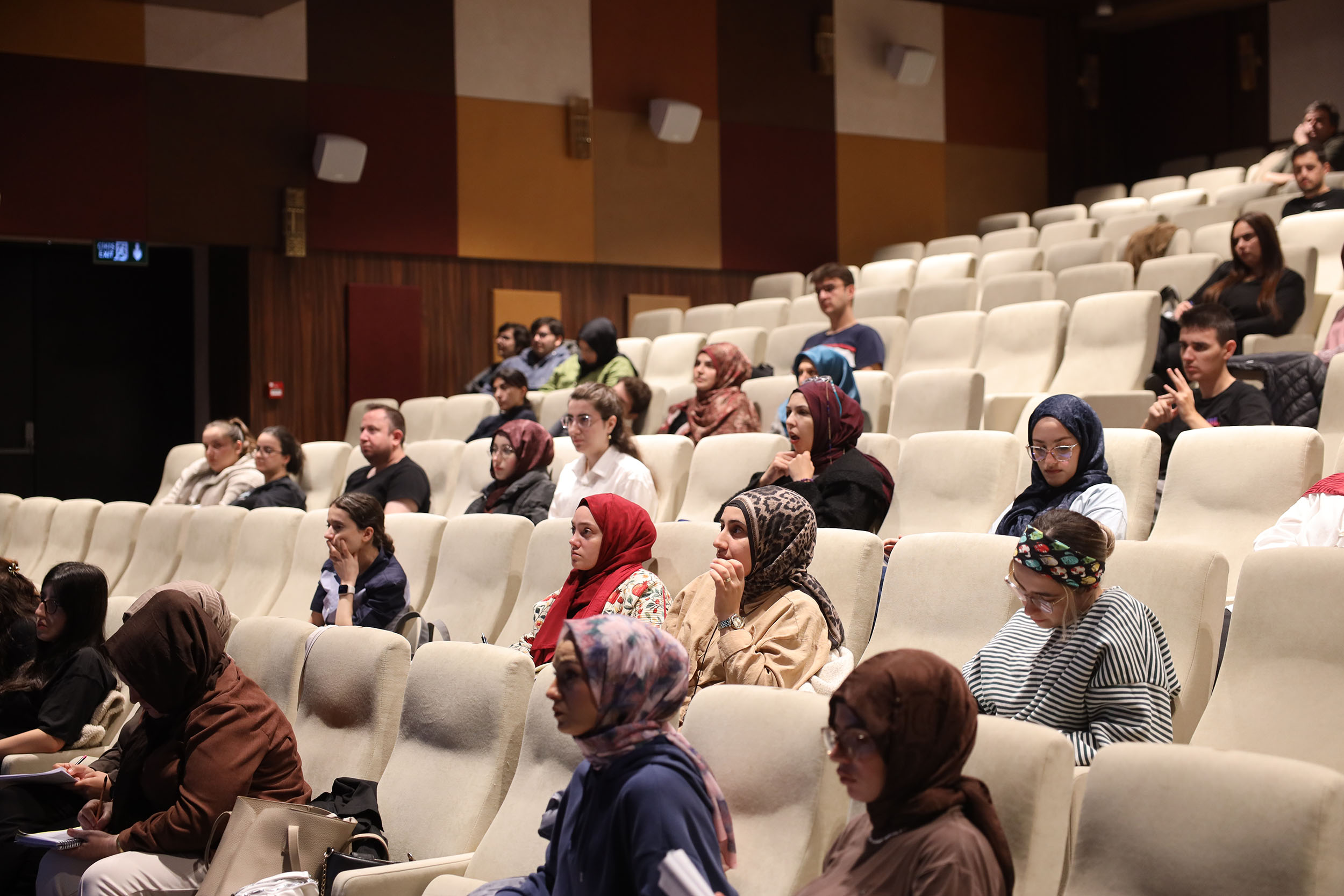 KPSS Ön Lisans adayları sınav öncesi Büyükşehir’le bilgilerini tazeledi