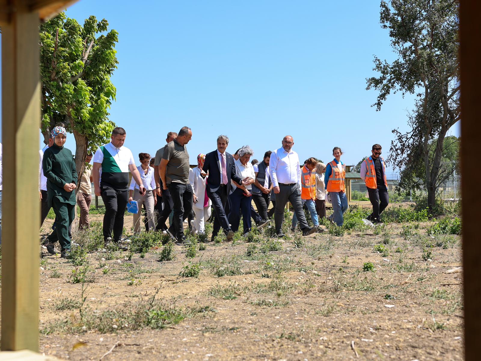 Yusuf Alemdar Türkiye’nin en modern hayvan doğal yaşam alanı için tarih verdi: Pati kafe, çocuk oyun alanları, hayvan kütüphanesine geri sayım…