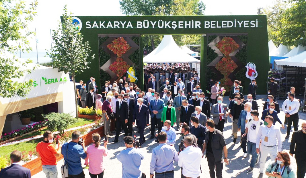 ‘Lokomotif şehir Sakarya’ dev fuarla kapılarını bu kez dünyaya açtı