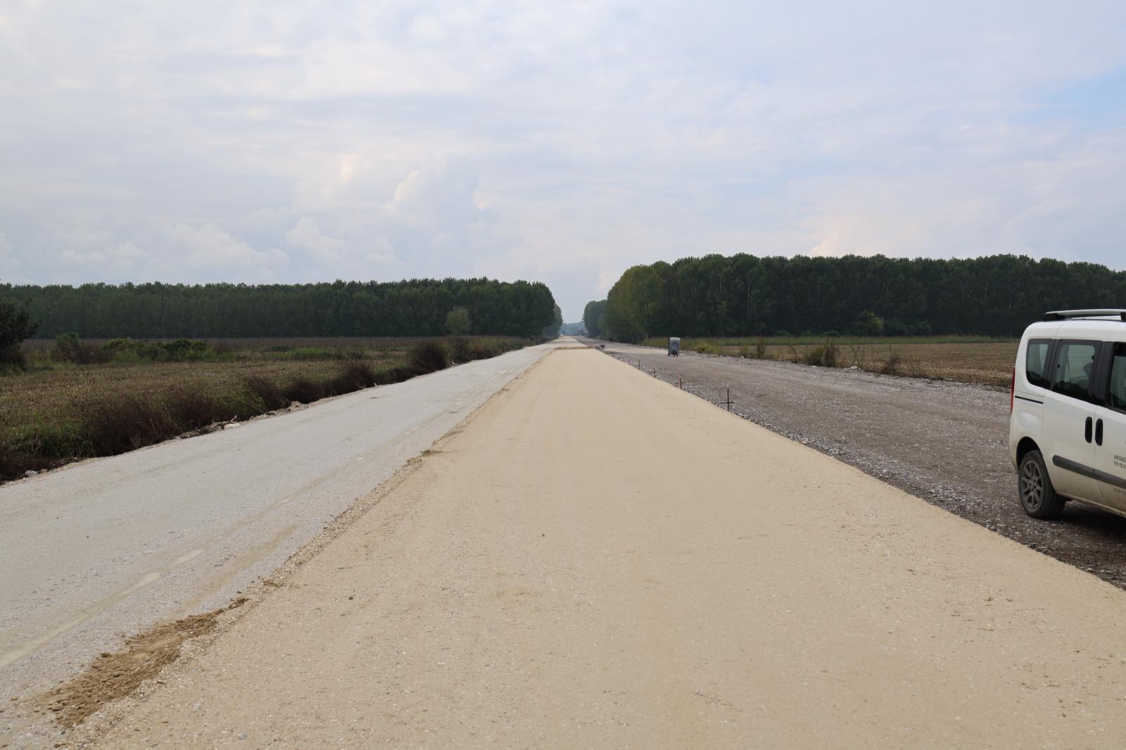 Akyazı’da hizmet ve yatırımlar bir bir tamamlanıyor