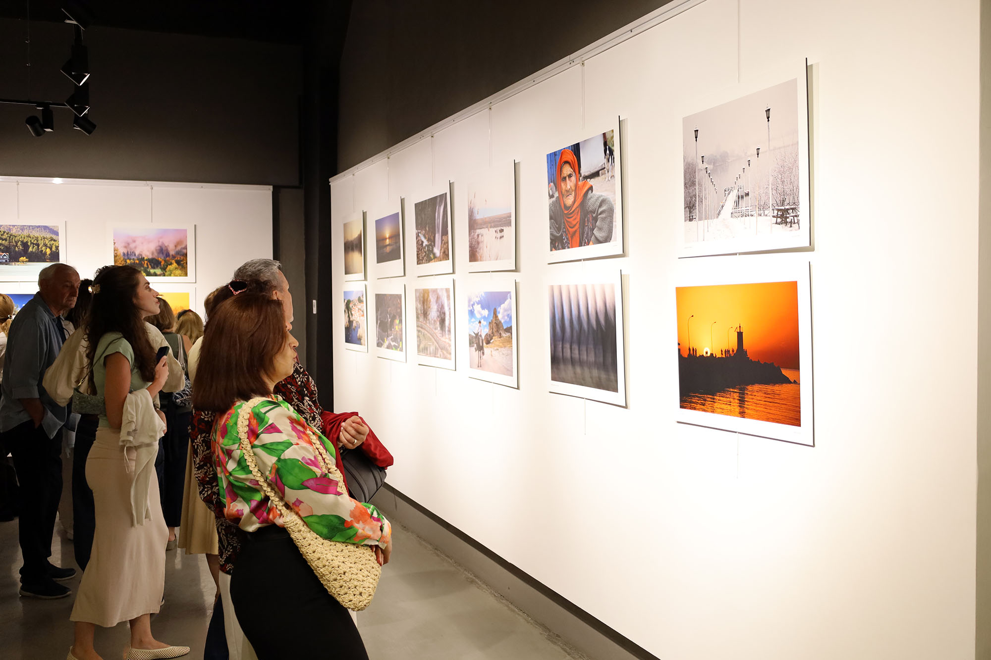 SAGÜSAD’ın 30. yılı Sanatçı İsmail Arzu Açıkel anısına özel sergiyle taçlandı