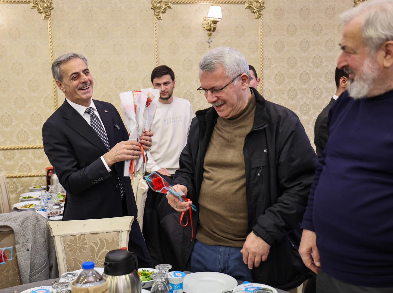 “Şehrimizi el ele, omuz omuza geliştirmeye devam edeceğiz”