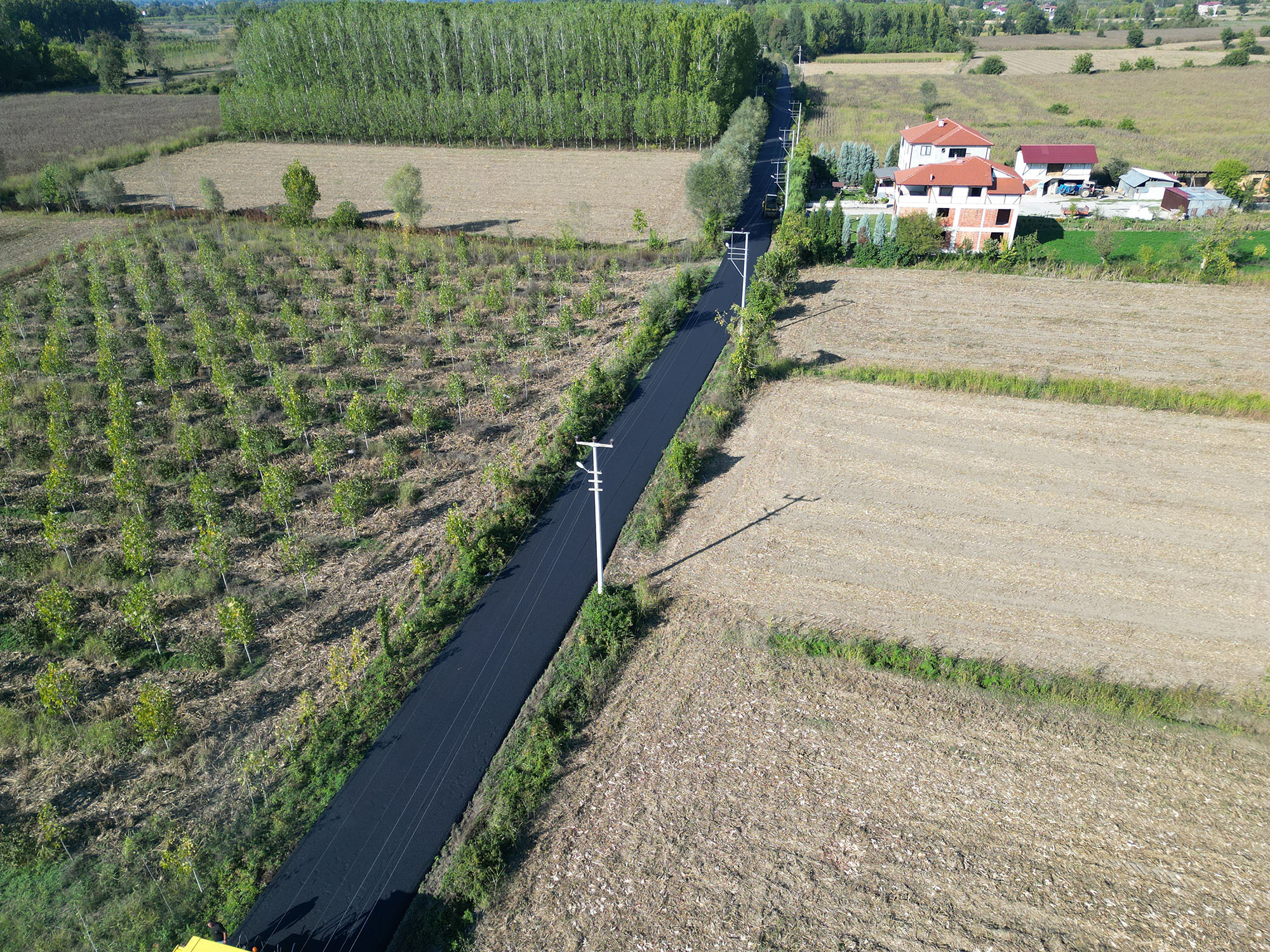 Akyazı’nın iki önemli güzergahı yepyeni bir yüze kavuşuyor