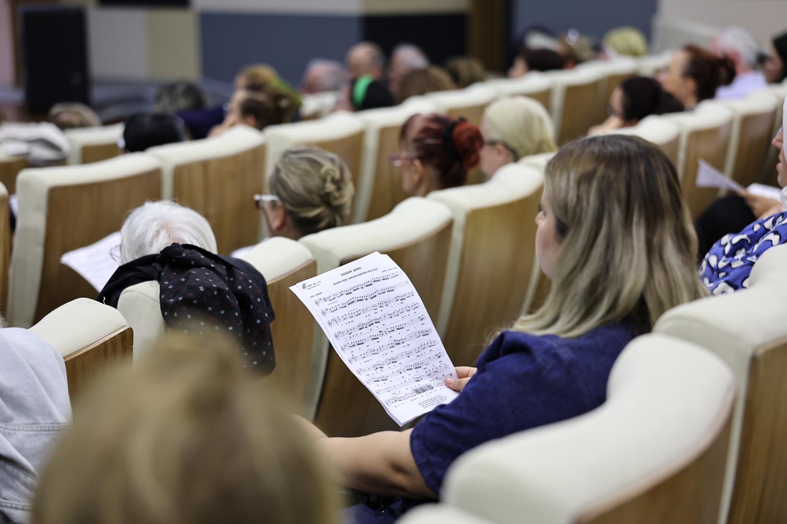 Sakarya’da Türk Sanat Müziği’nin eşsiz tınısı ‘hüzzam’ makamıyla yeniden başladı