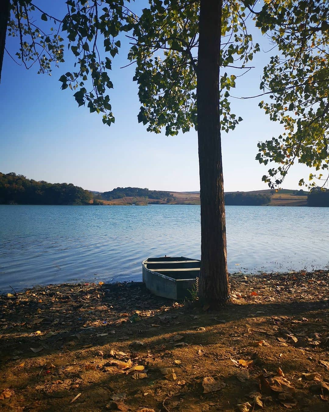 Sakarya’da su kaynaklarının geleceği için önemli adım: Göl üzerinde ‘yapay güneş’ yüzecek…