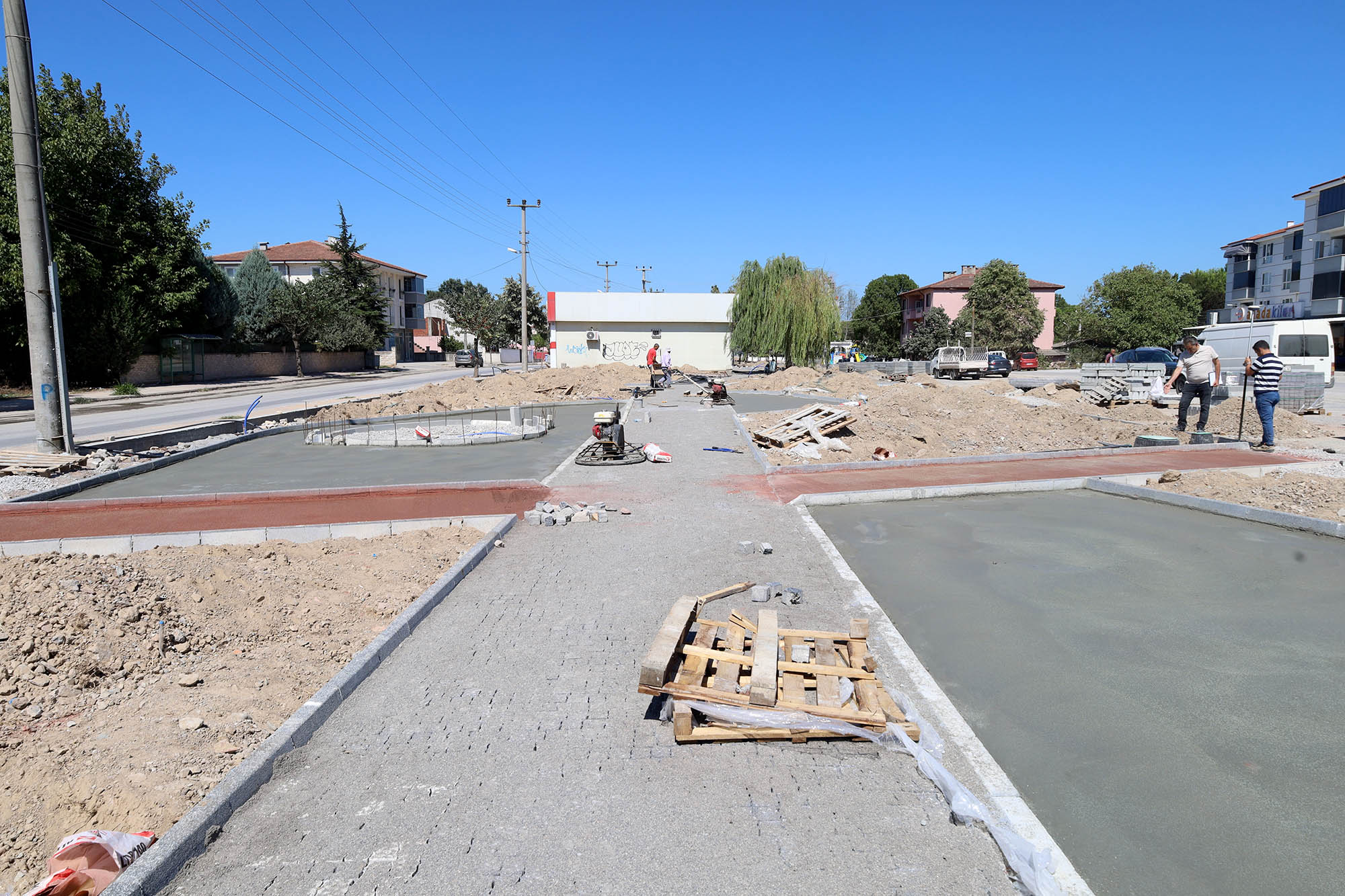 Söğütlü’nün yeni sosyal alanı Ritim Park’ta çalışmalar devam ediyor