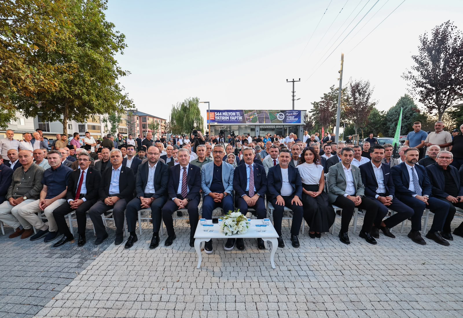 Ritim Park ilçenin yeni buluşma noktası oldu: Yusuf Alemdar Söğütlü’ye bir müjde daha verdi