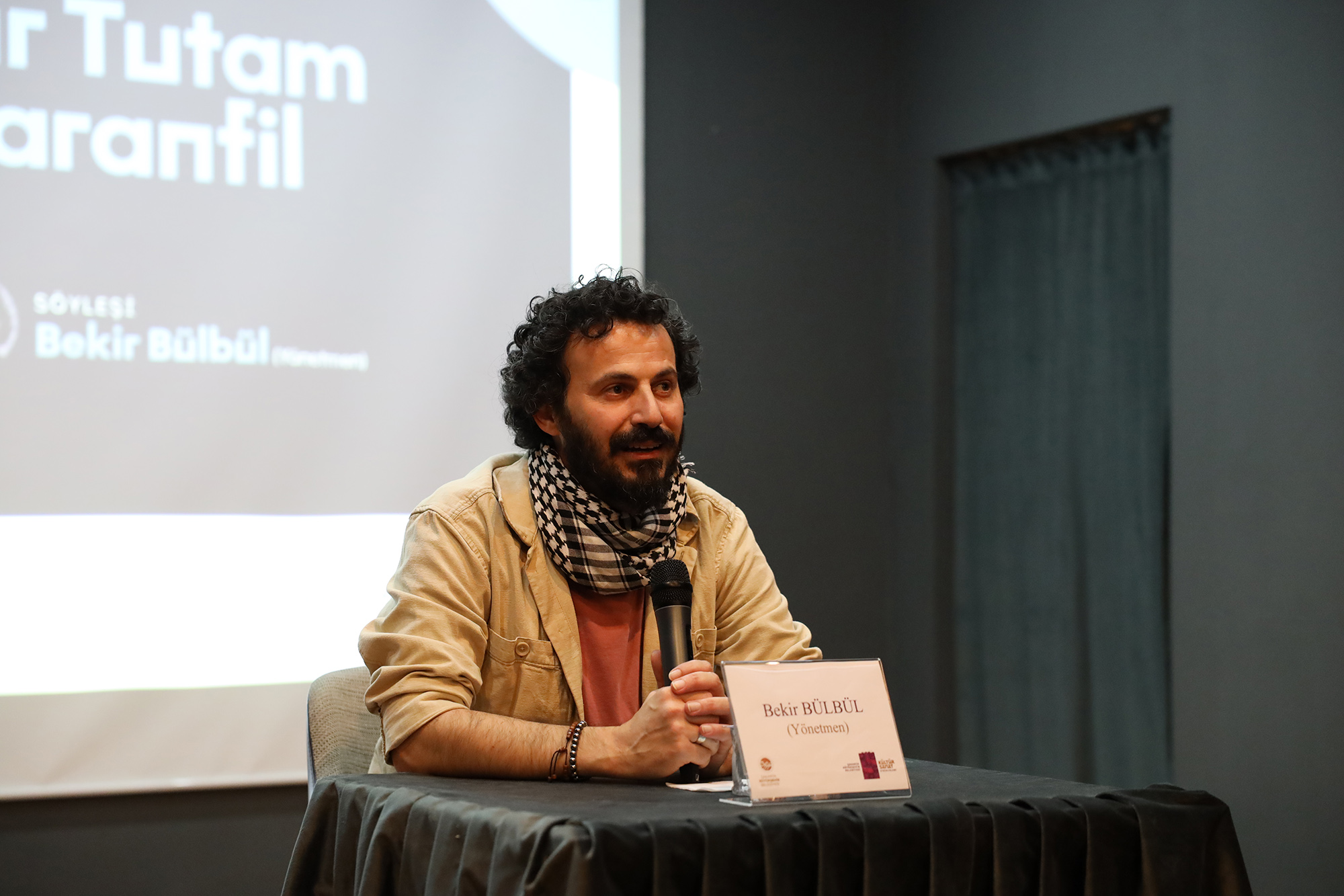 “Bir Tutam Karanfil’ film ve söyleşisi OSM’de gerçekleştirildi