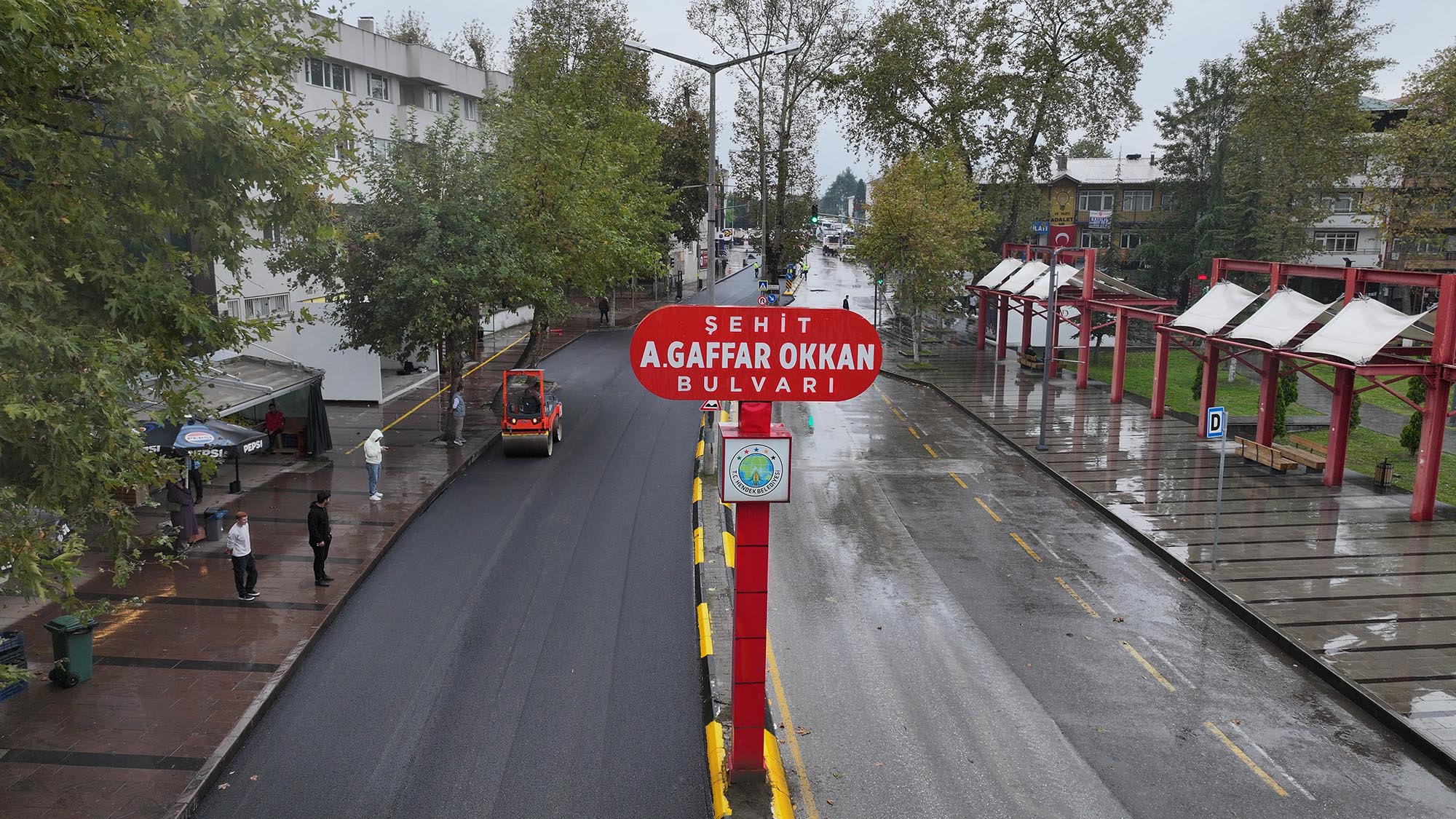 Hendek’in kalbi Şehit Gaffar Okkan Bulvarı’na Büyükşehir dokunuşu