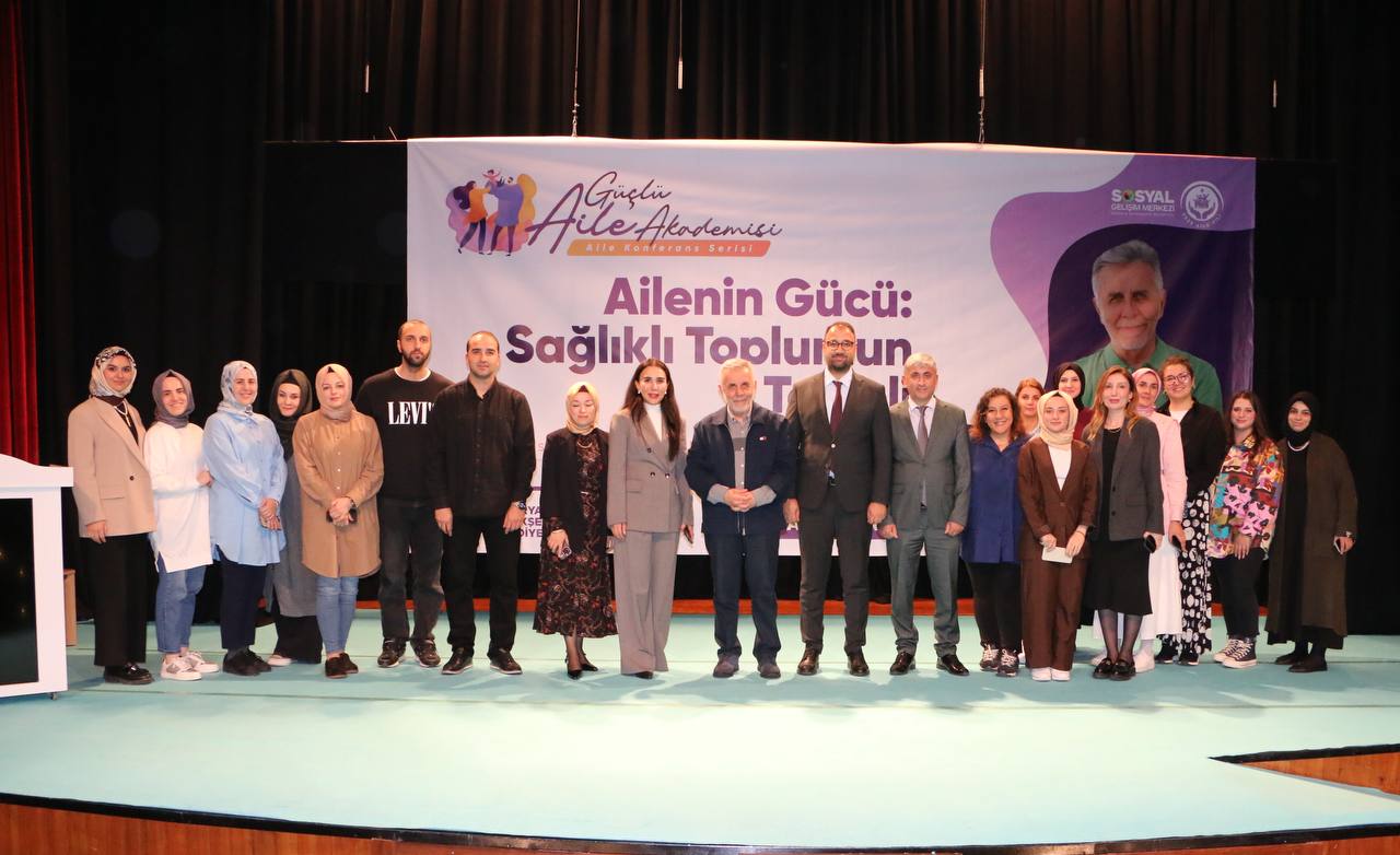 Güçlü Aile Akademisi’nin ilk konuğu Prof. Dr. Erol Göka oldu: “Aile toplumun temelidir...”