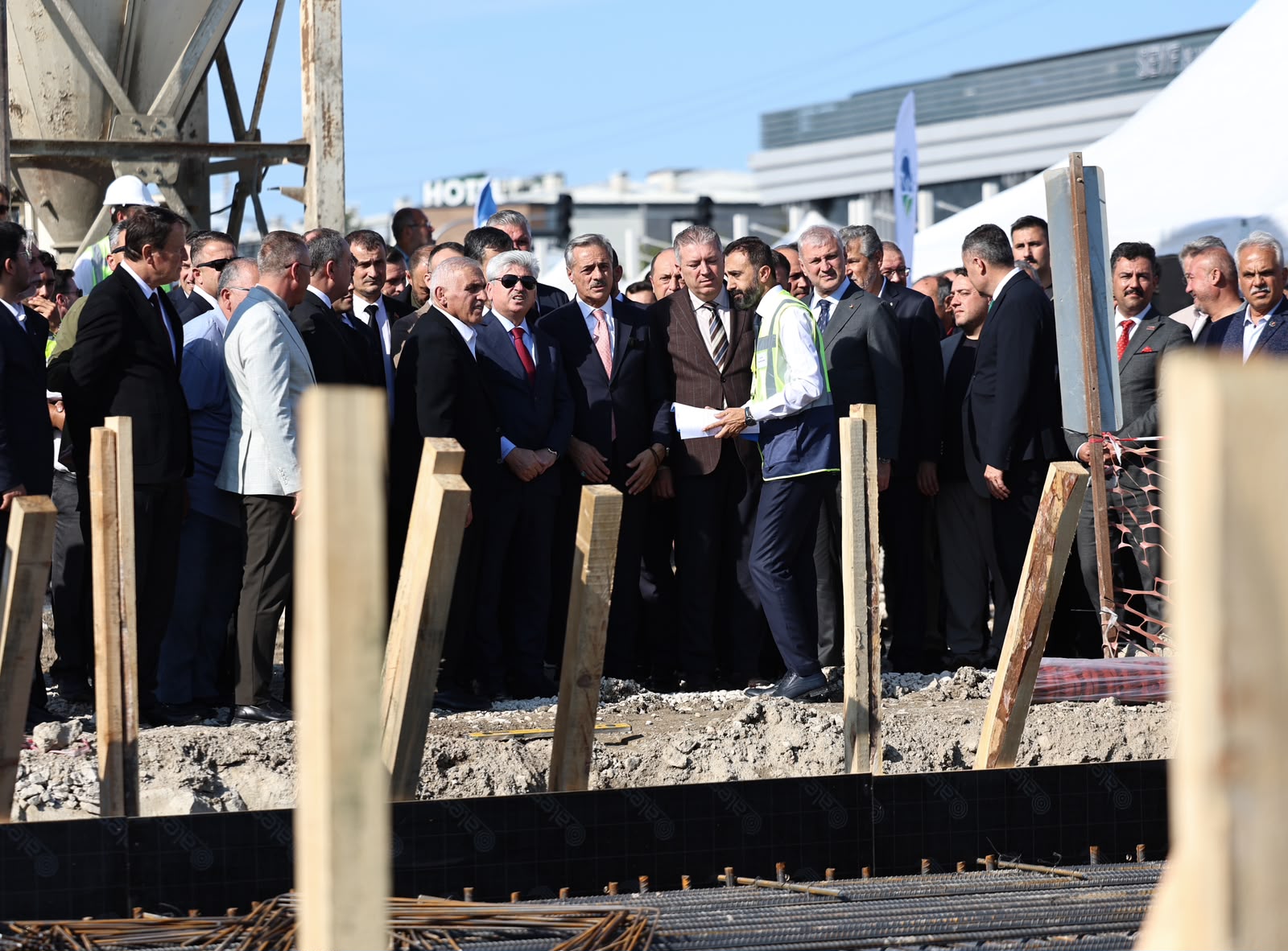200 milyon liralık dev yatırım olan Kuzey Köprüsü’nün temeli atıldı