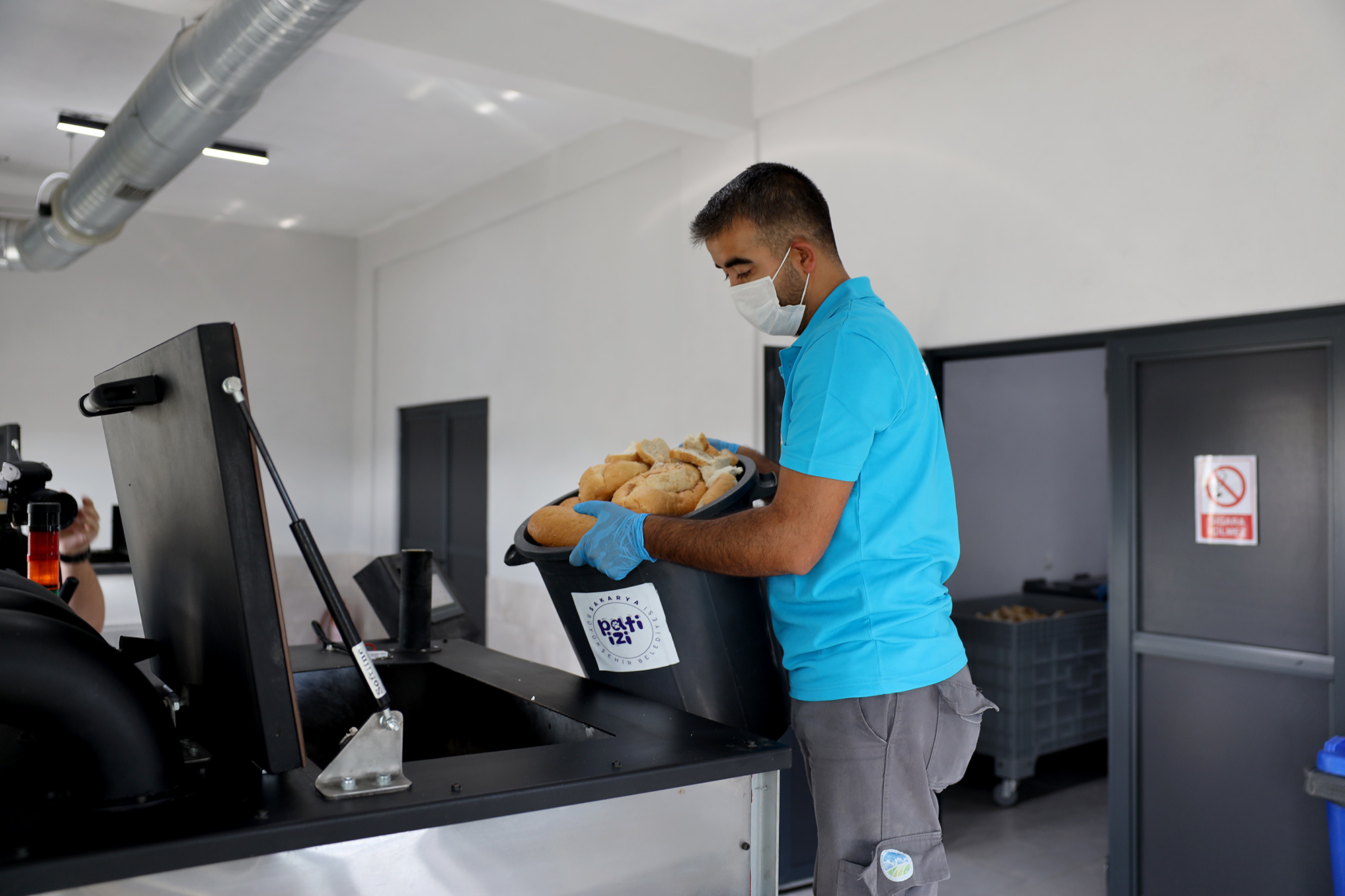 Doğal Yaşam Kampüsü’nde yemek atıkları mamaya dönüşüyor