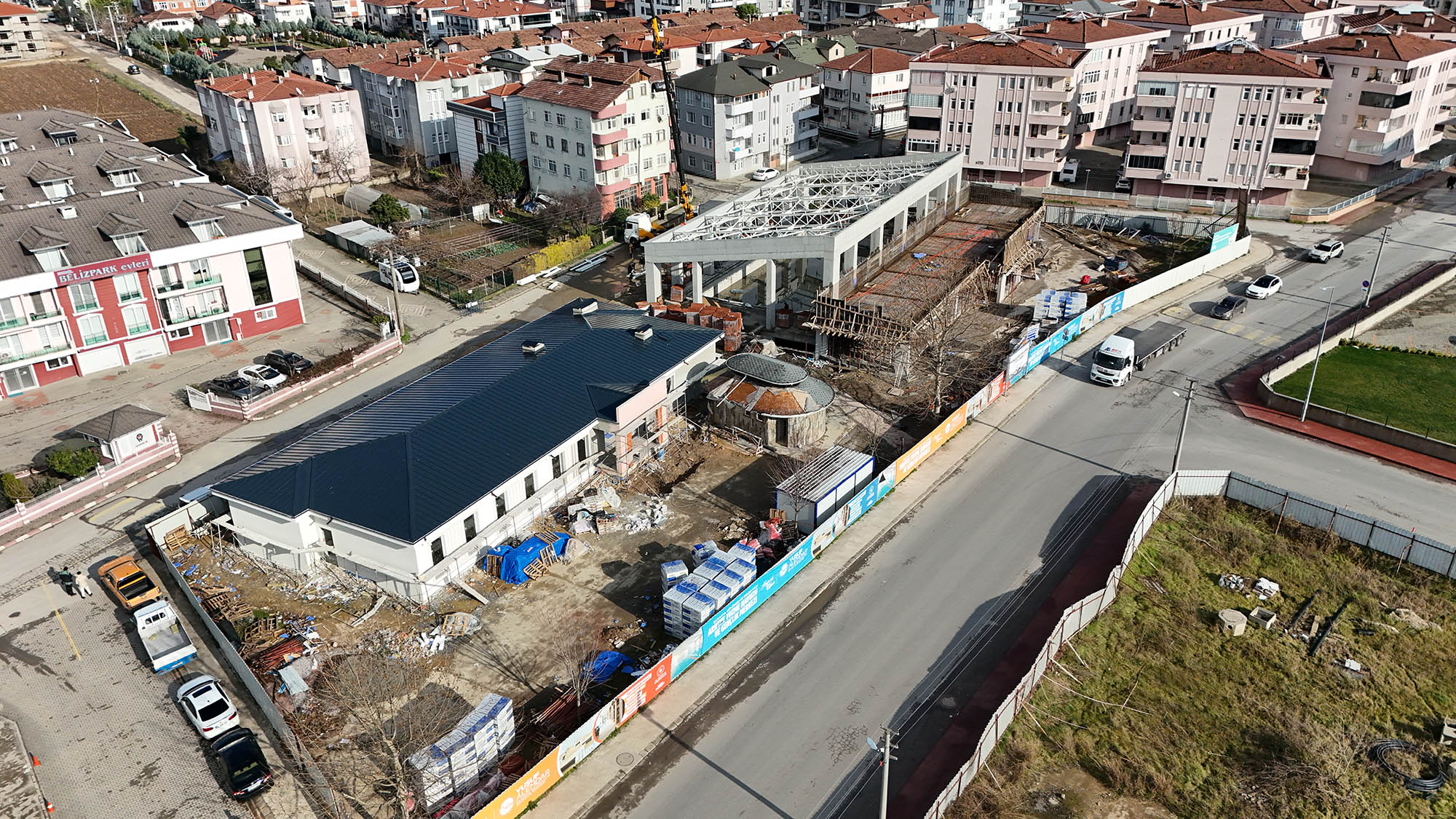 Arifiye Yüzme Havuzu ve Gençlik Merkezi’nde geri sayım: Binlerce gencin hayatına dokunacak