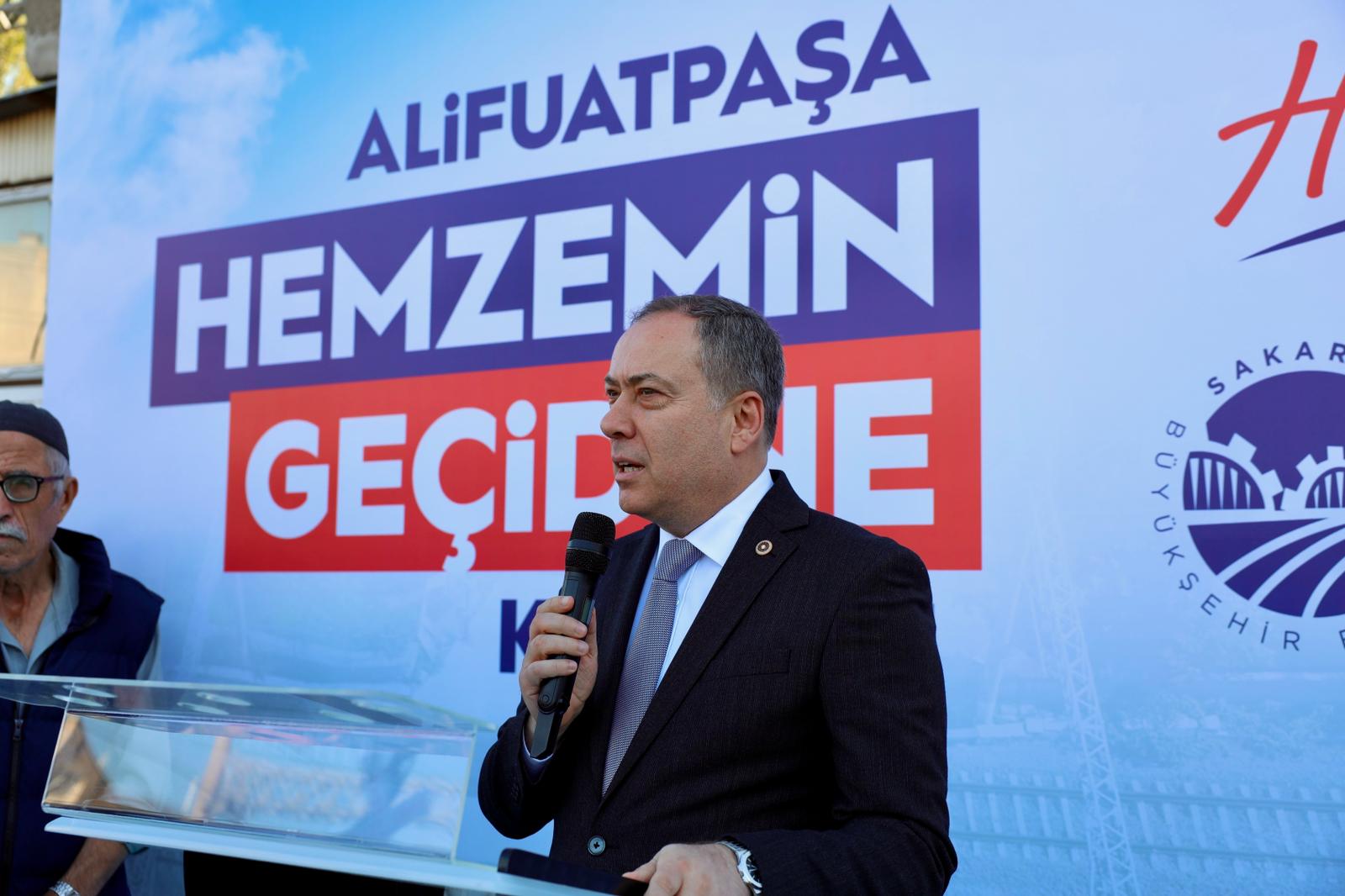 11 yıllık hasret sona erdi: Alifuatpaşa Hemzemin Geçidi açıldı