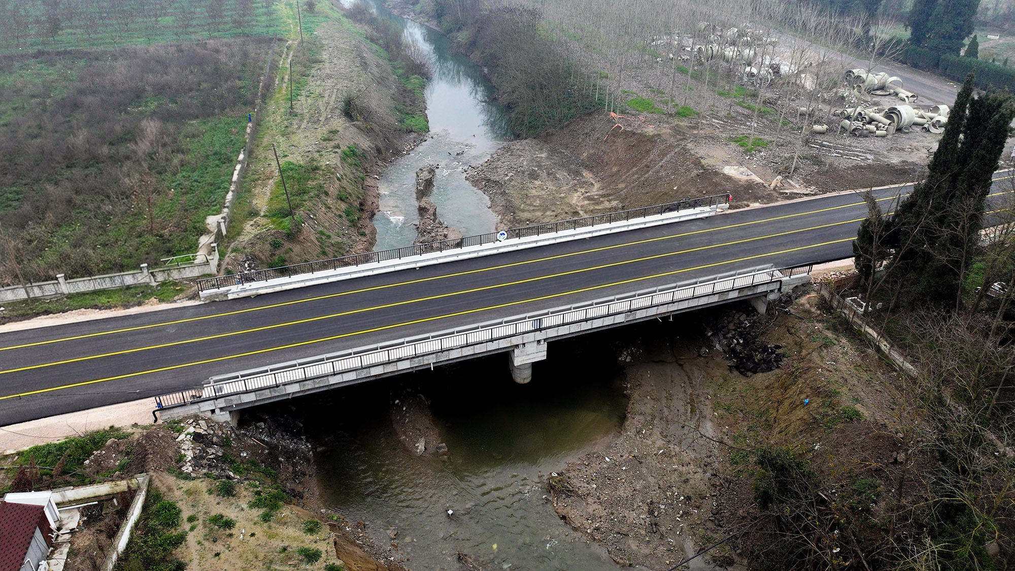20 mahalle ve 2 ilçeyi bağlayan yeni köprüyü Yeniorman memnuniyetle karşıladı