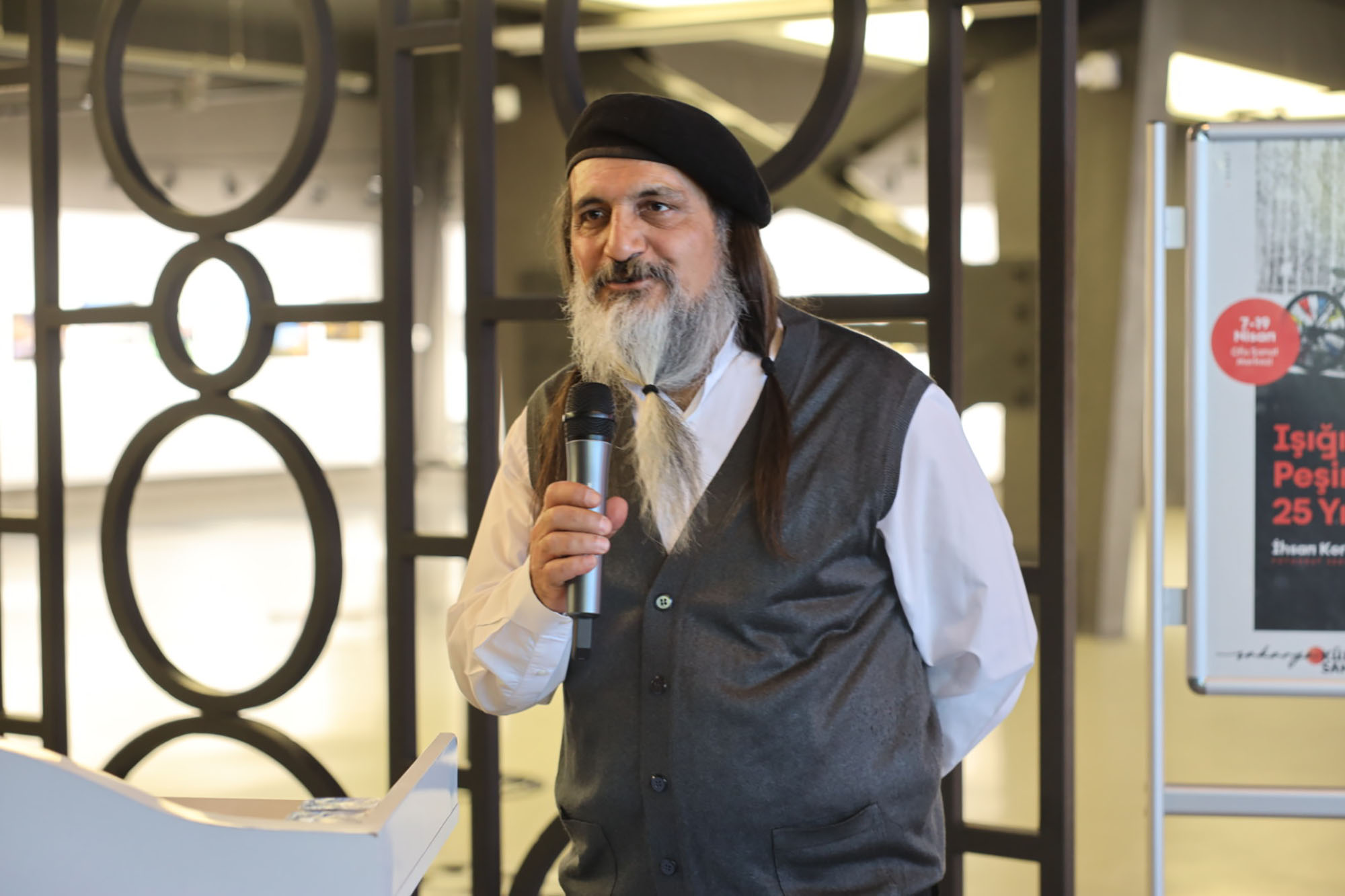 Fotoğraf sanatçısı İhsan Korkut’un kareleri OSM’de ziyarete açıldı