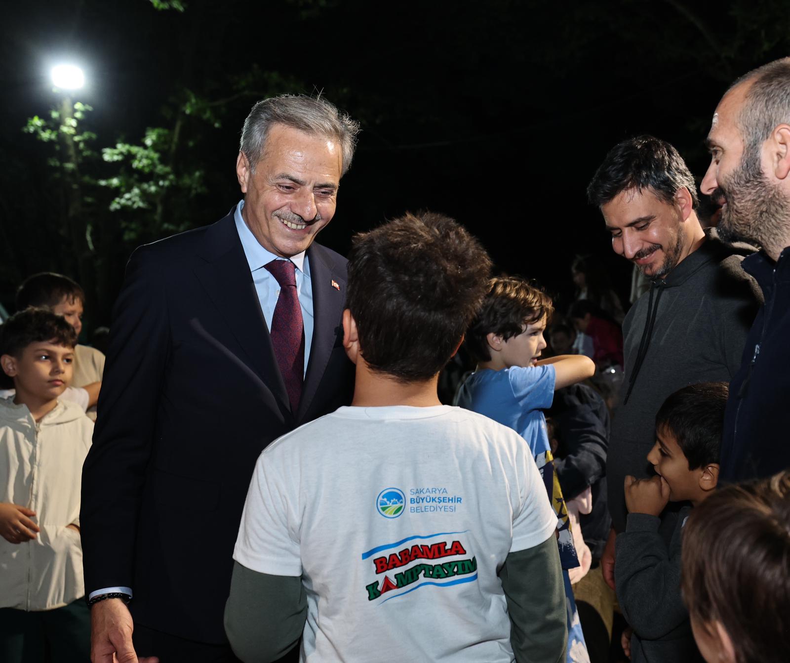 “Çocuklarla geçirilen her an en kıymetli hediyedir”