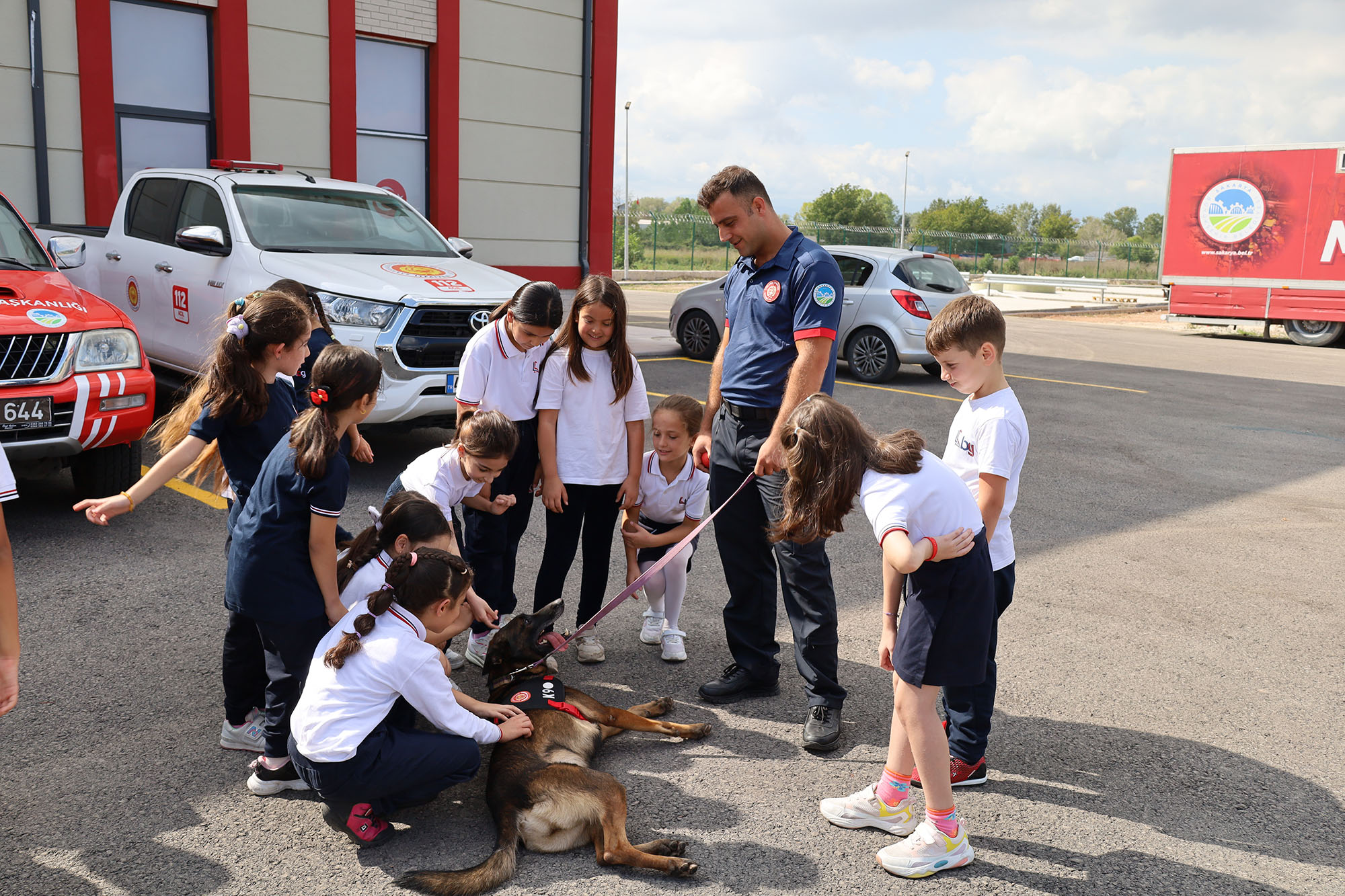Büyükşehir itfaiyesinden miniklere afet bilinci